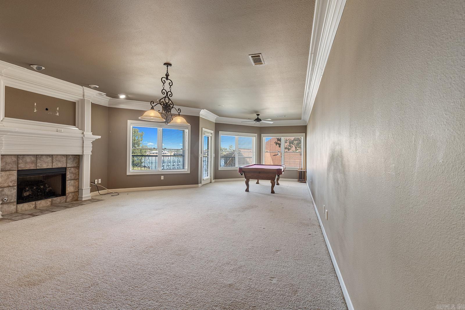 HURRICANE LAKE EST - Residential