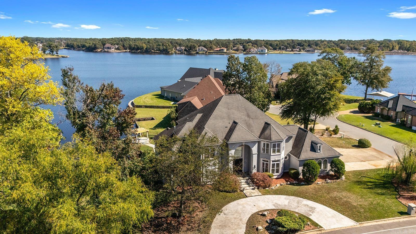 HURRICANE LAKE EST - Residential