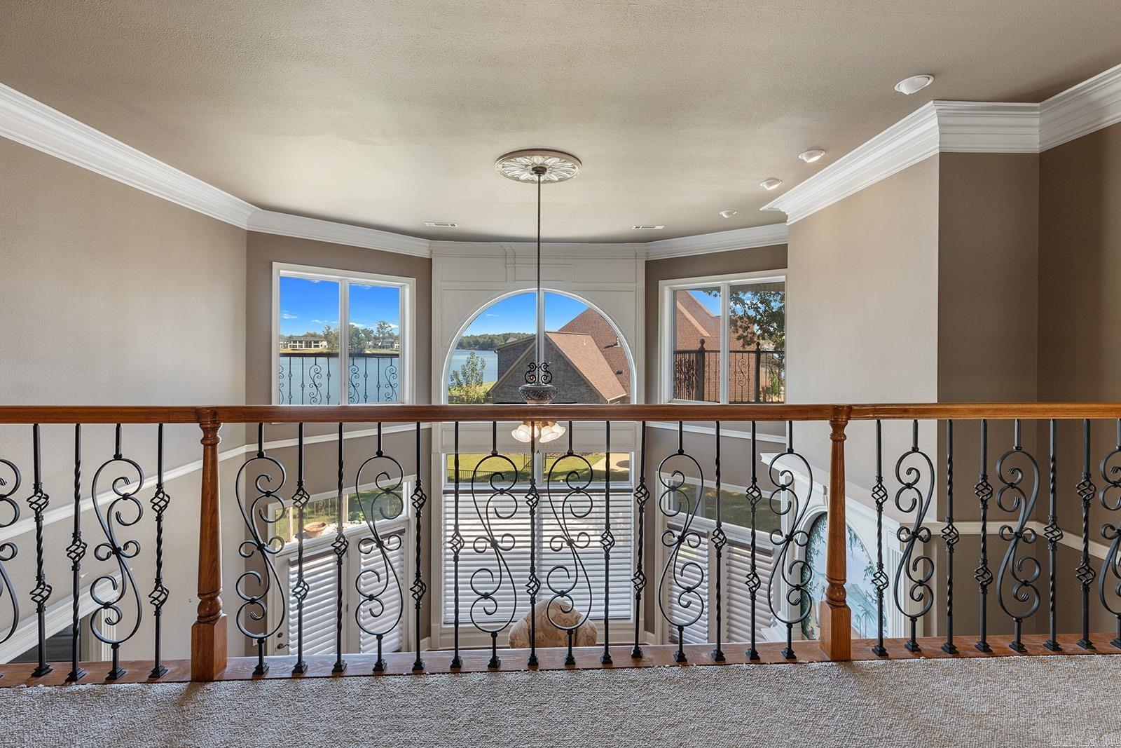 HURRICANE LAKE EST - Residential