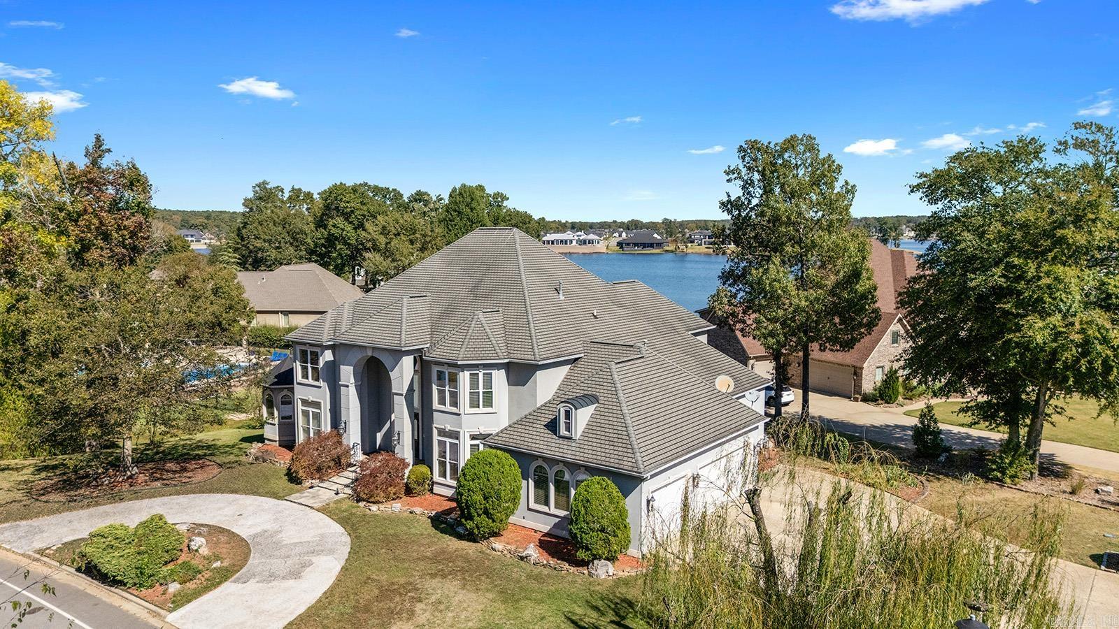 HURRICANE LAKE EST - Residential