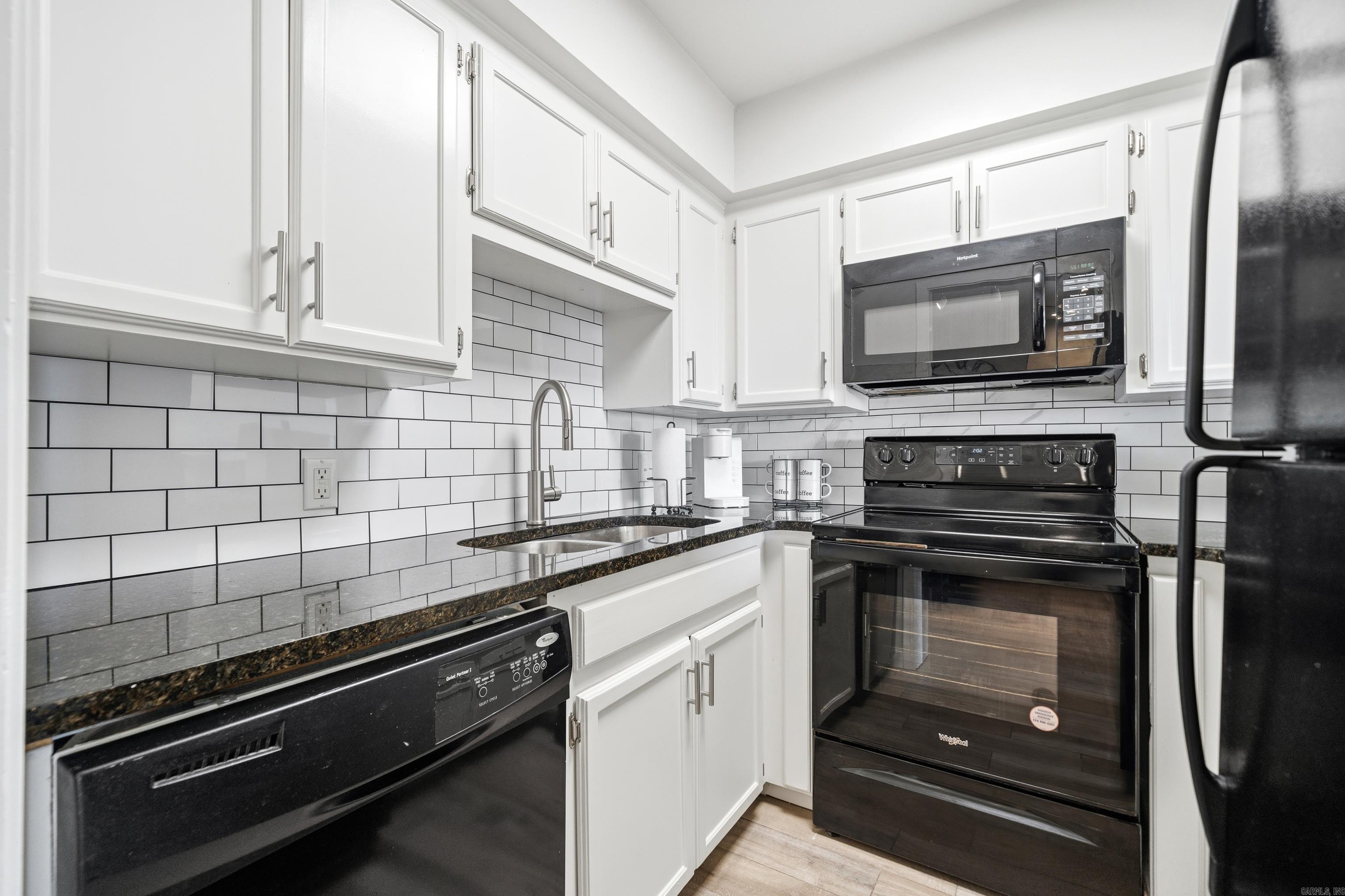 HAMILTON HARBOR HPR - Residential