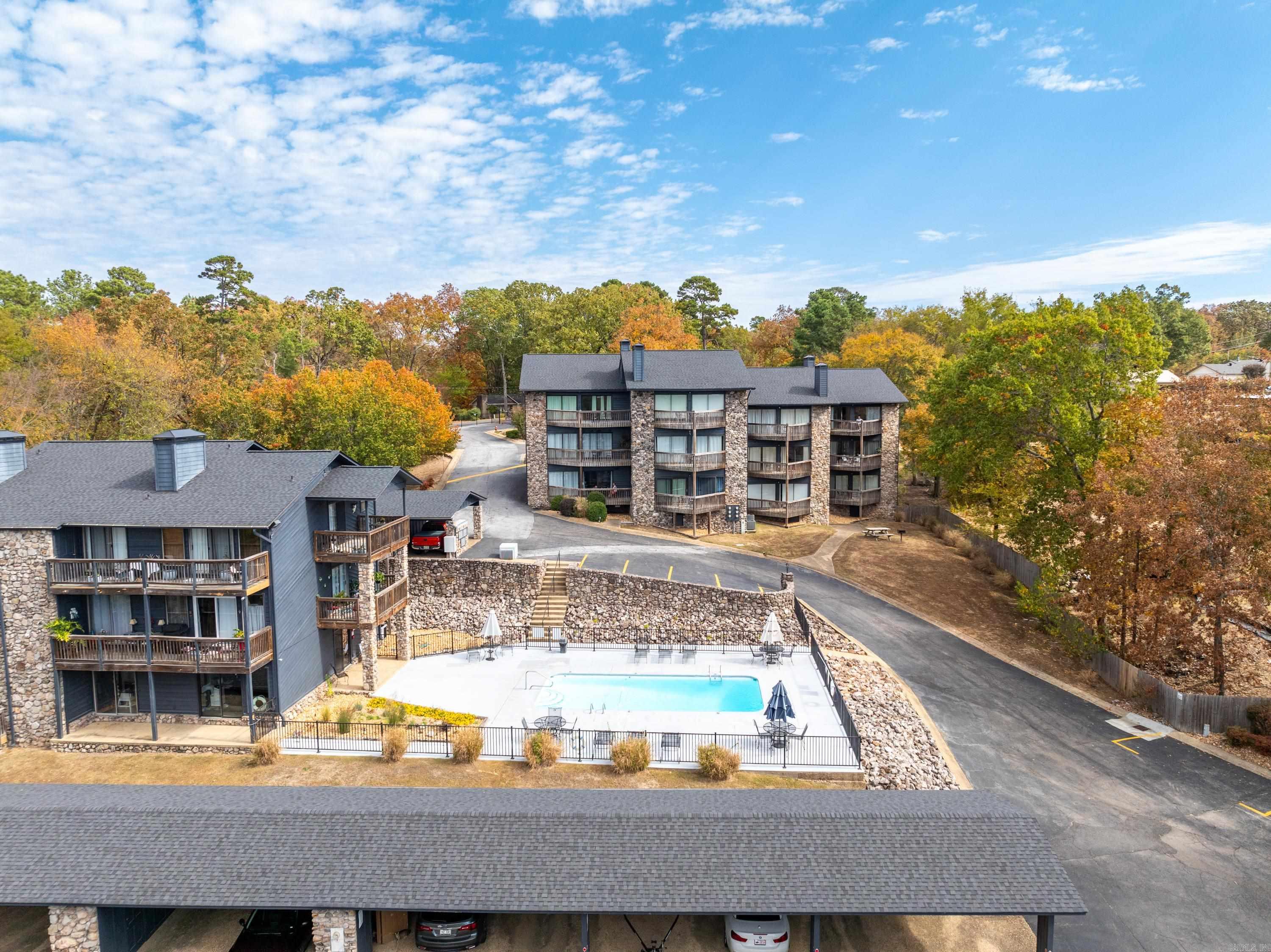 HAMILTON HARBOR HPR - Residential