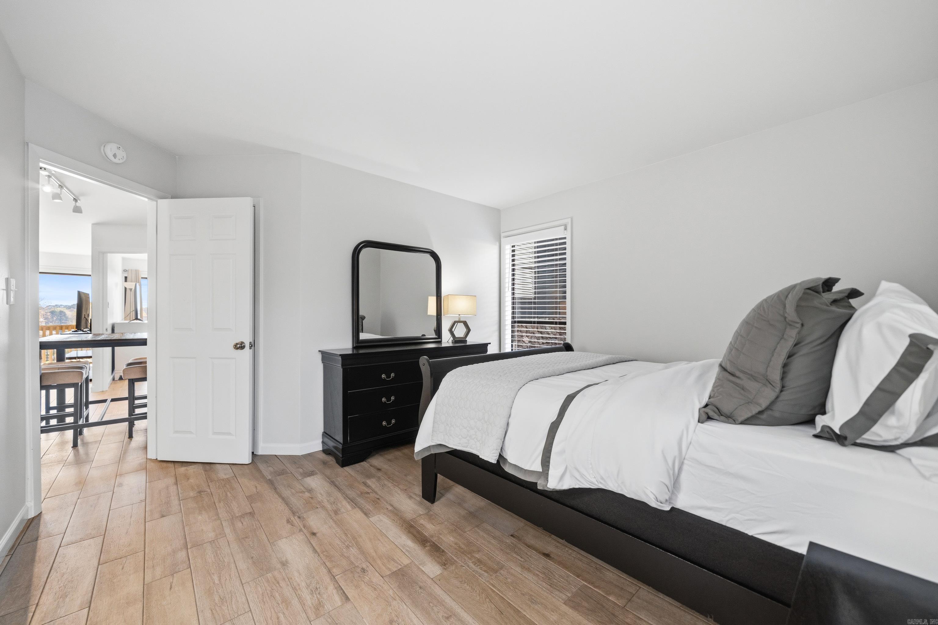 HAMILTON HARBOR HPR - Residential