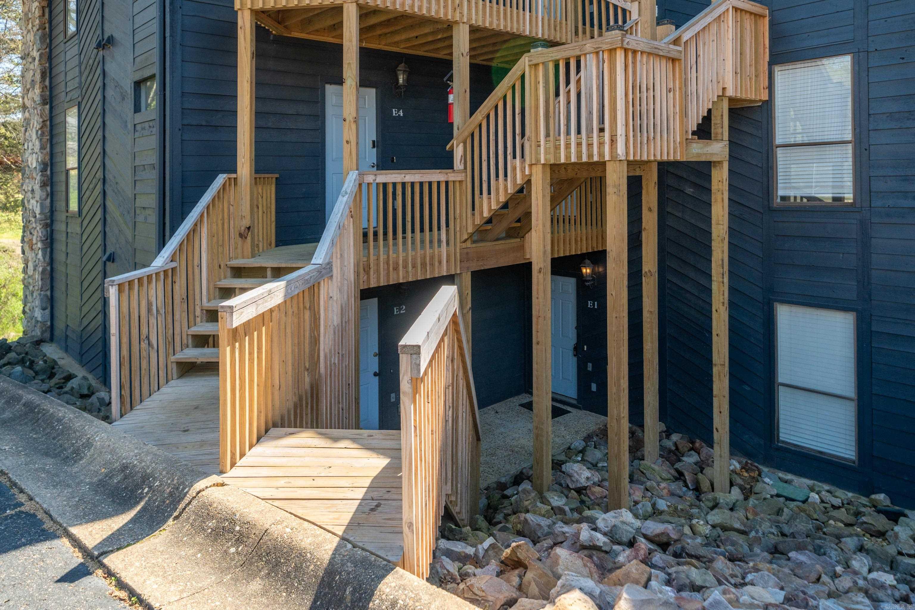 HAMILTON HARBOR HPR - Residential