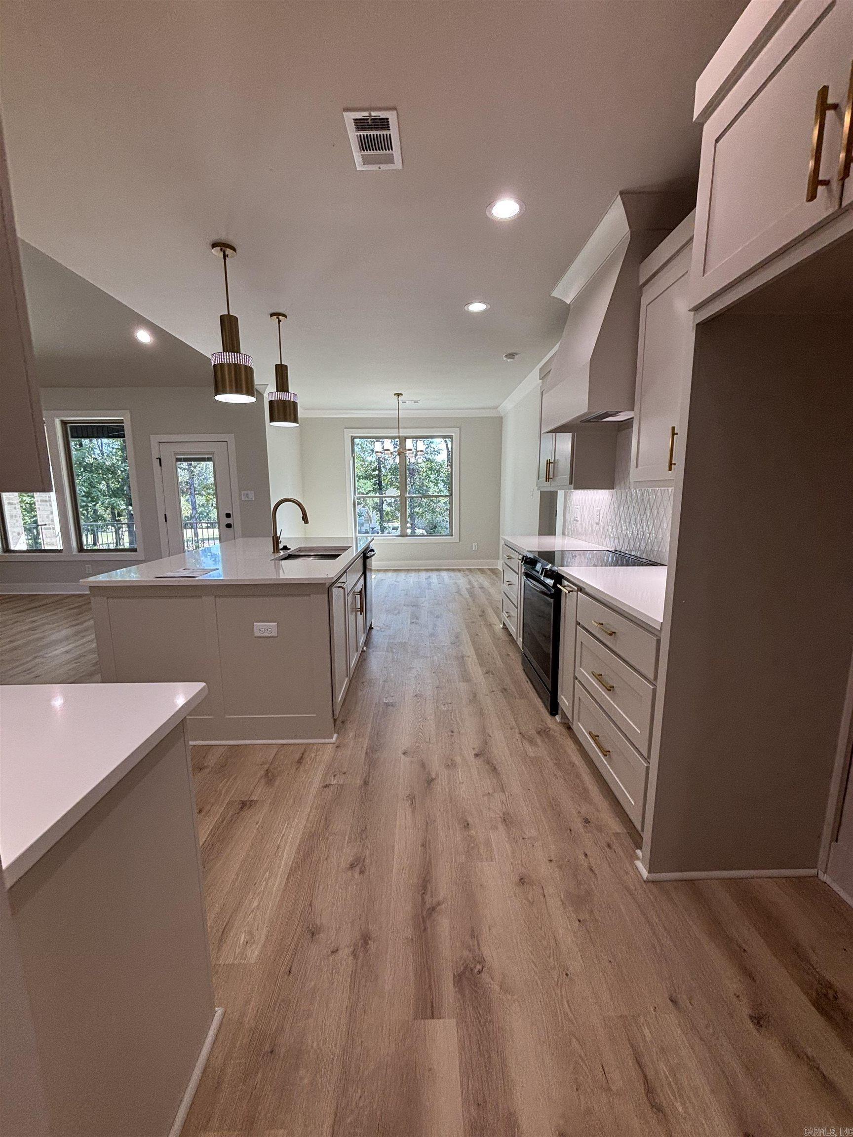 HIDDEN VALLEY ESTATES - Residential