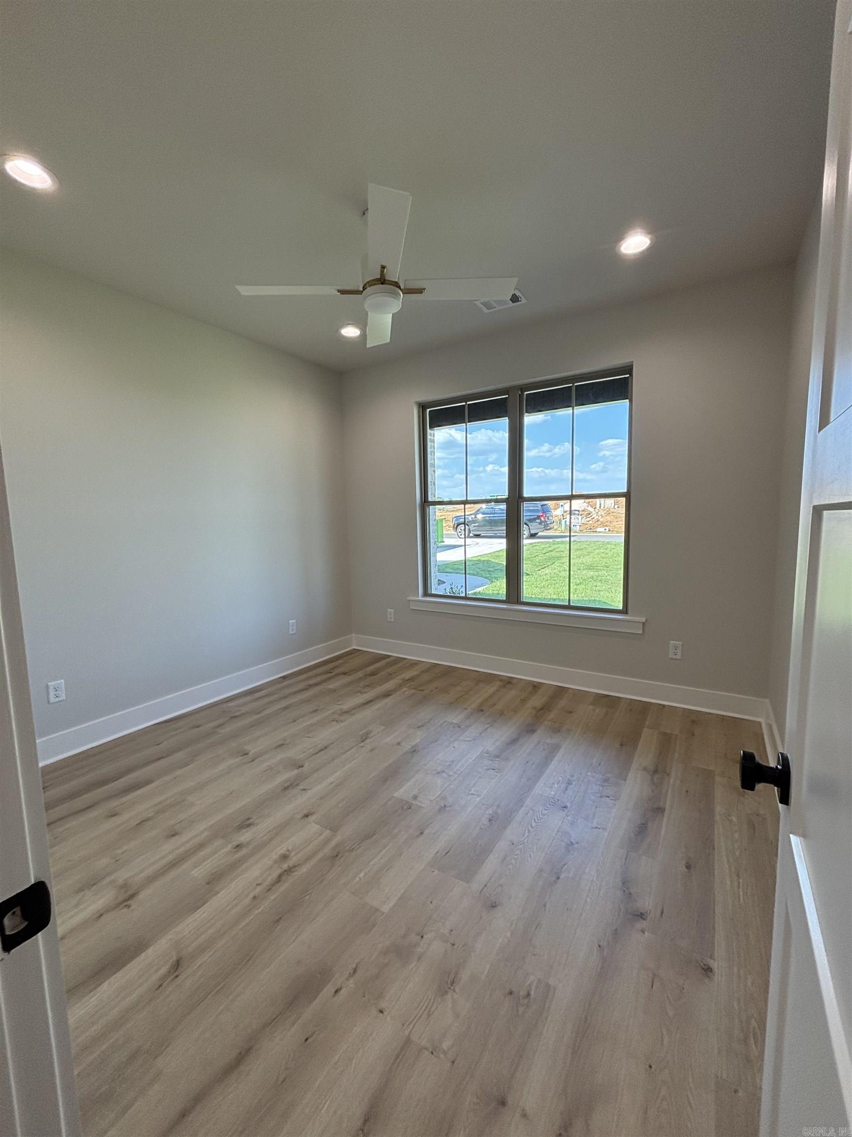 HIDDEN VALLEY ESTATES - Residential