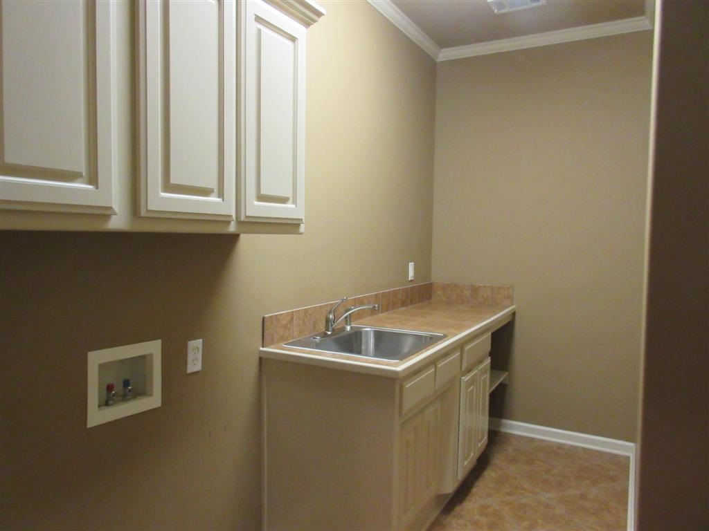 ANDRES PLACE - Residential