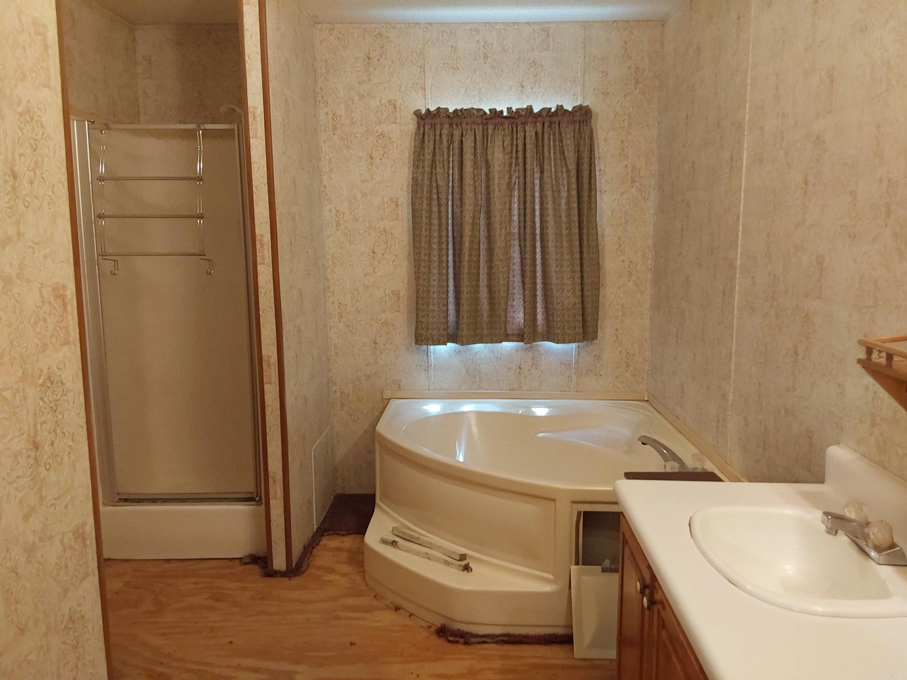 BIG OAK - Residential