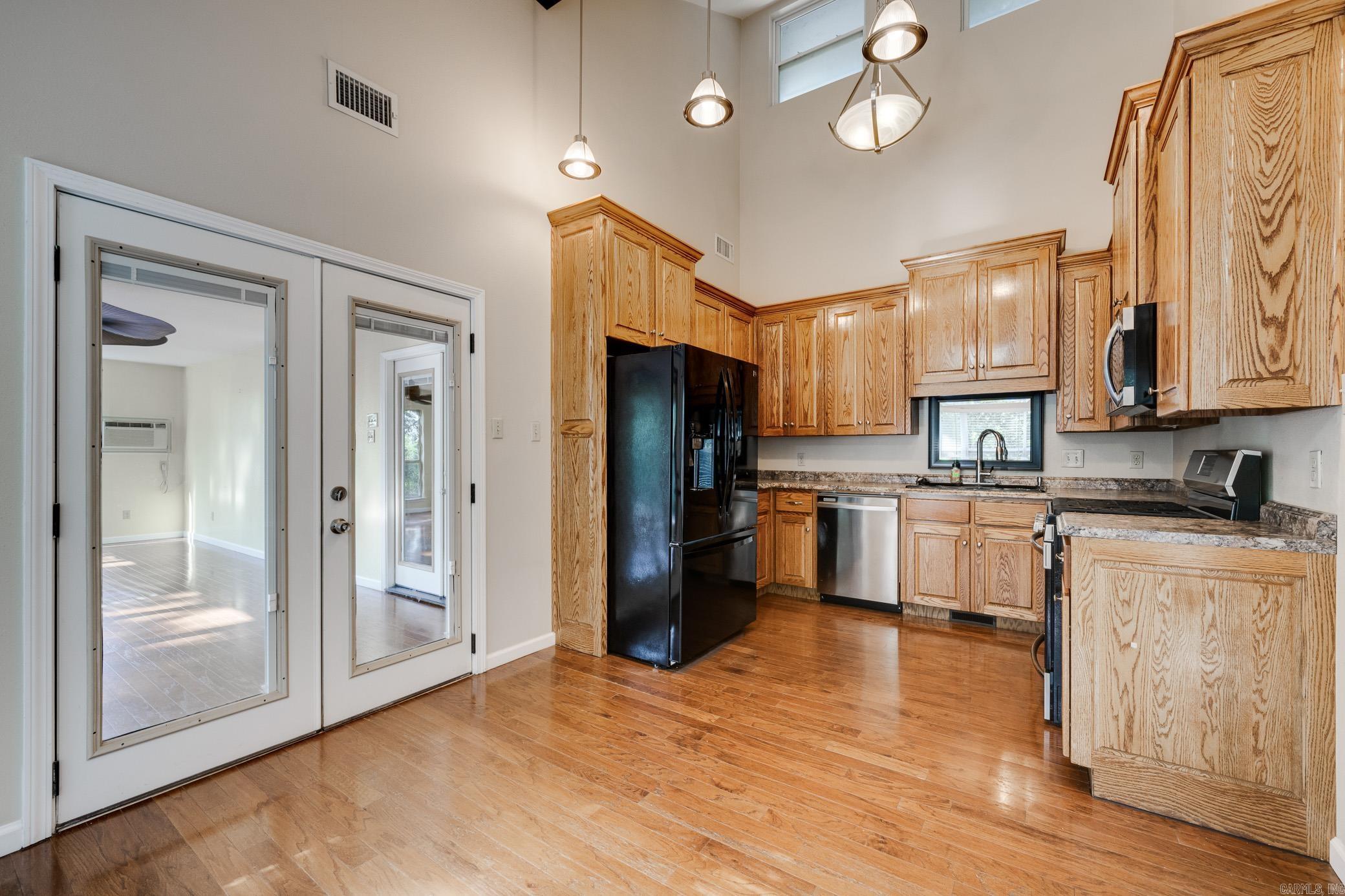 Stoneledge to Cook Mountain - Residential