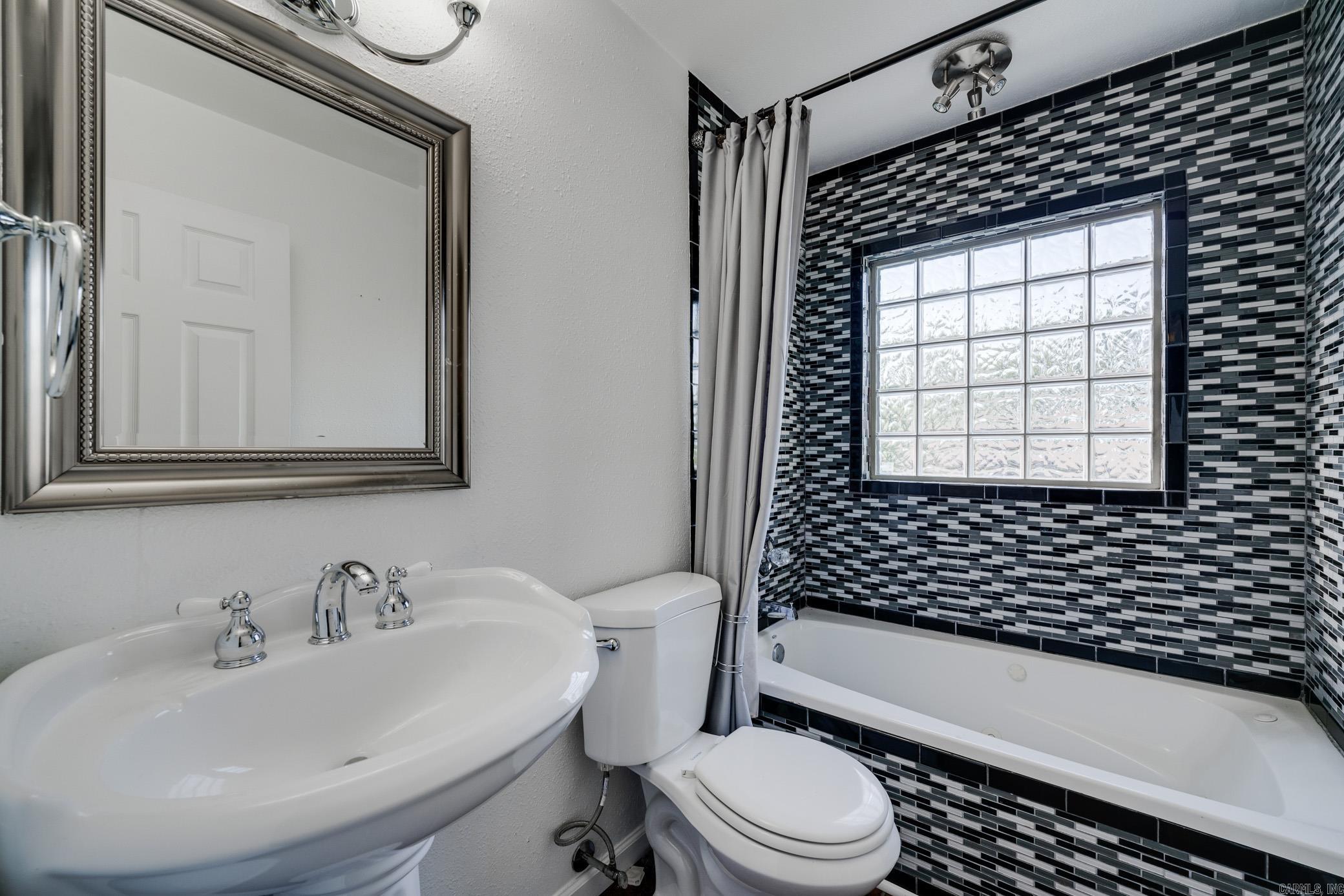 Stoneledge to Cook Mountain - Residential