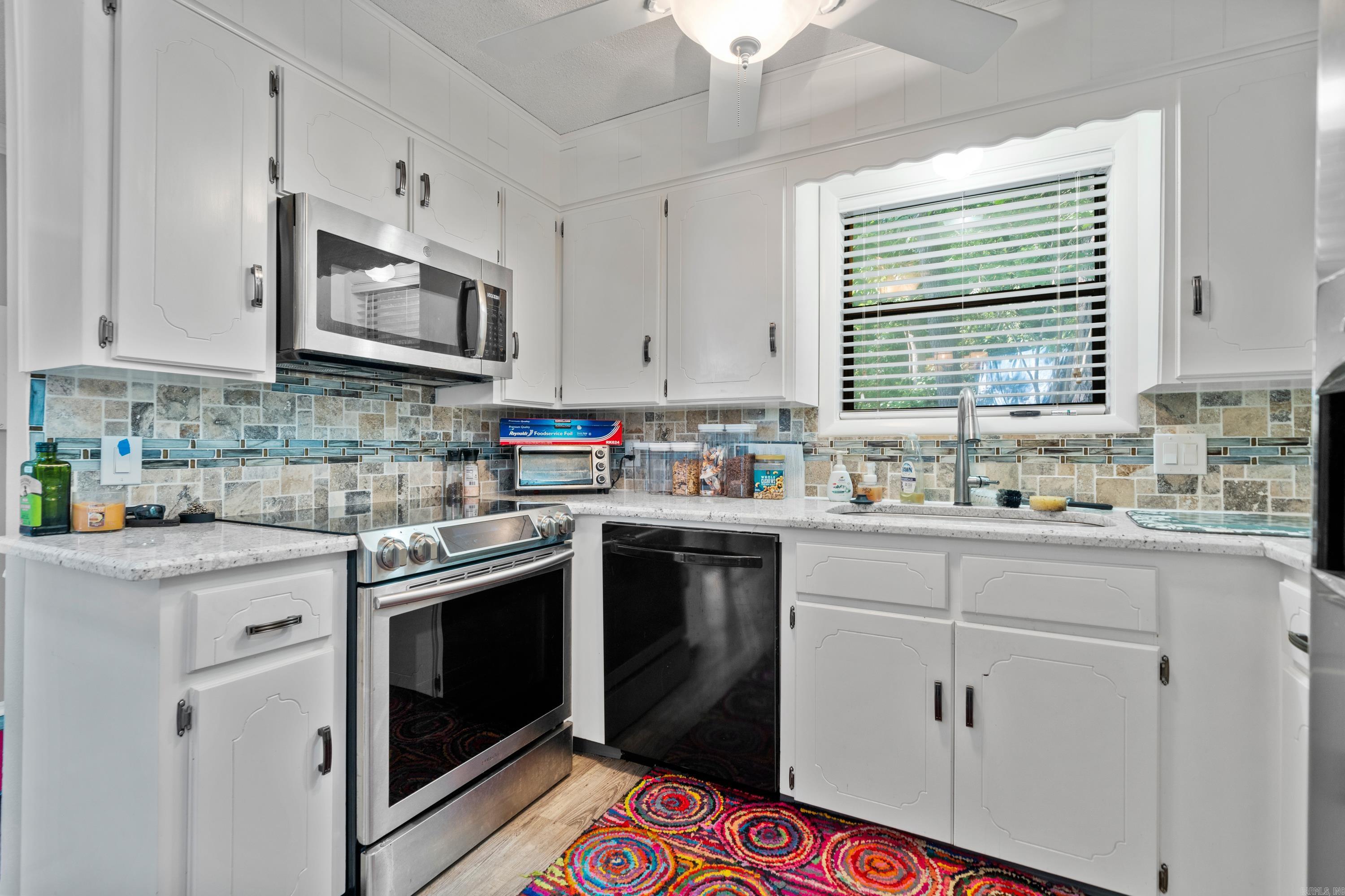 White Oaks - Residential