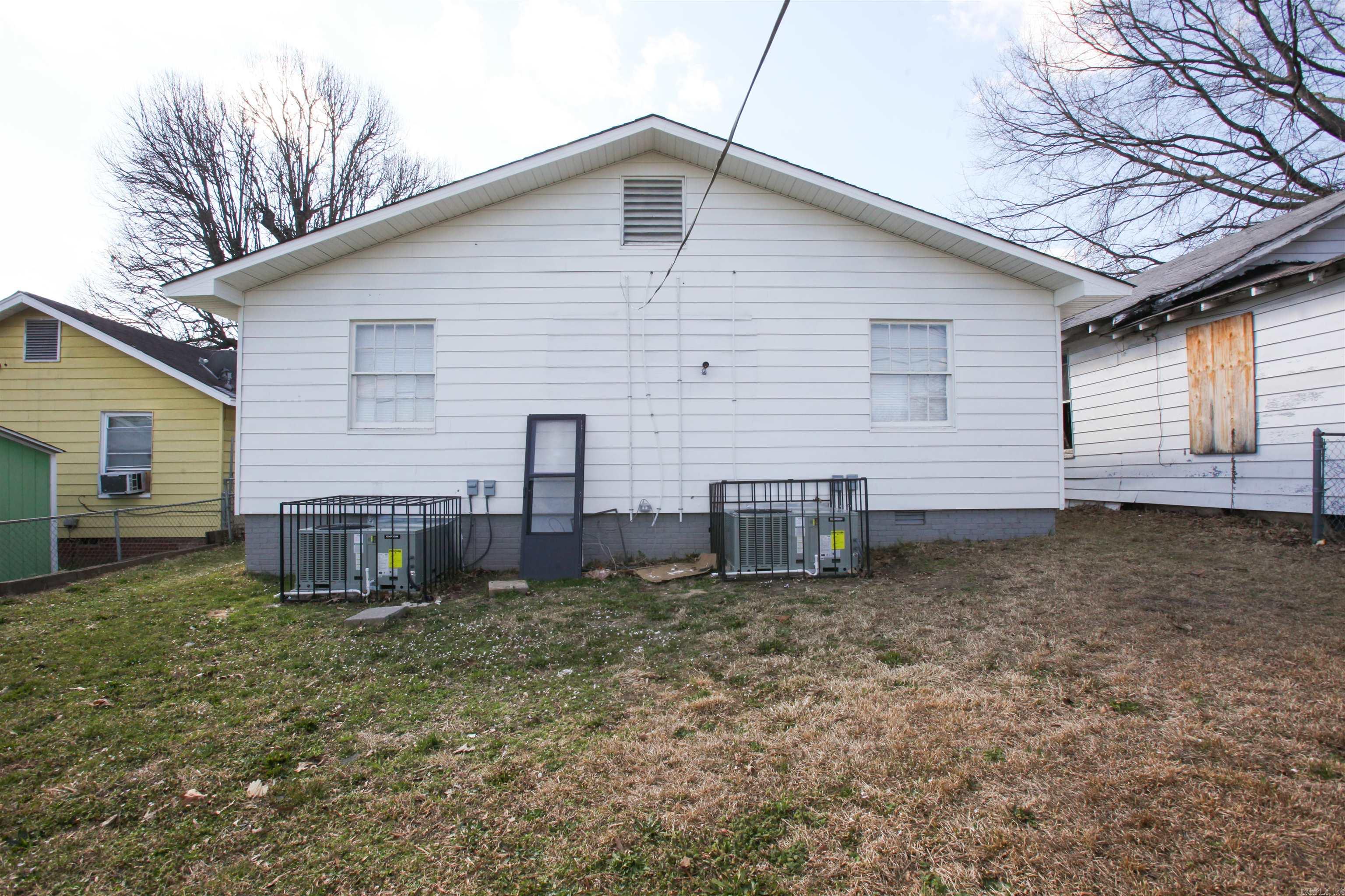 Missouri Pacific - Residential Lease