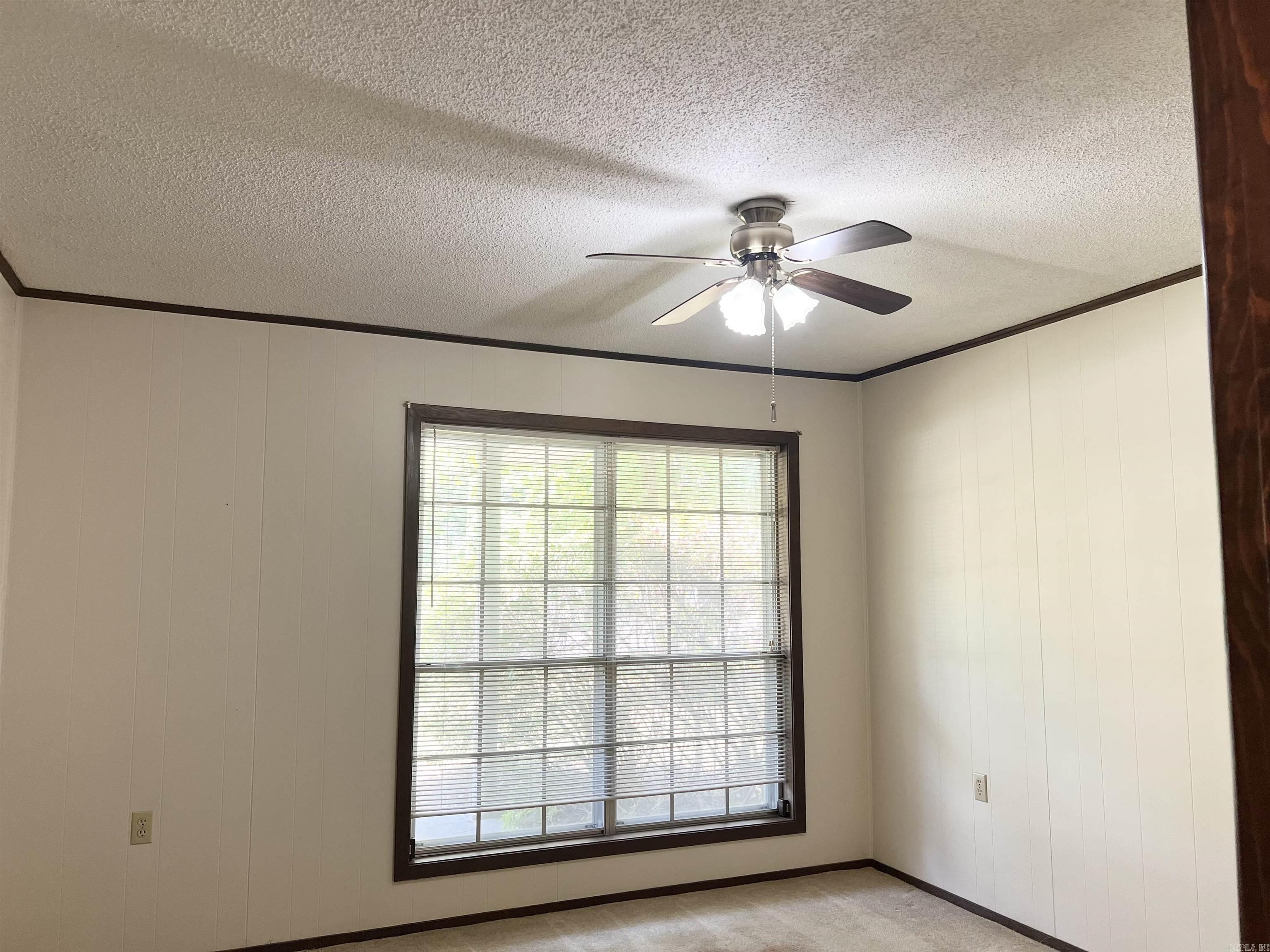 MIKE BERG LAKE - Residential