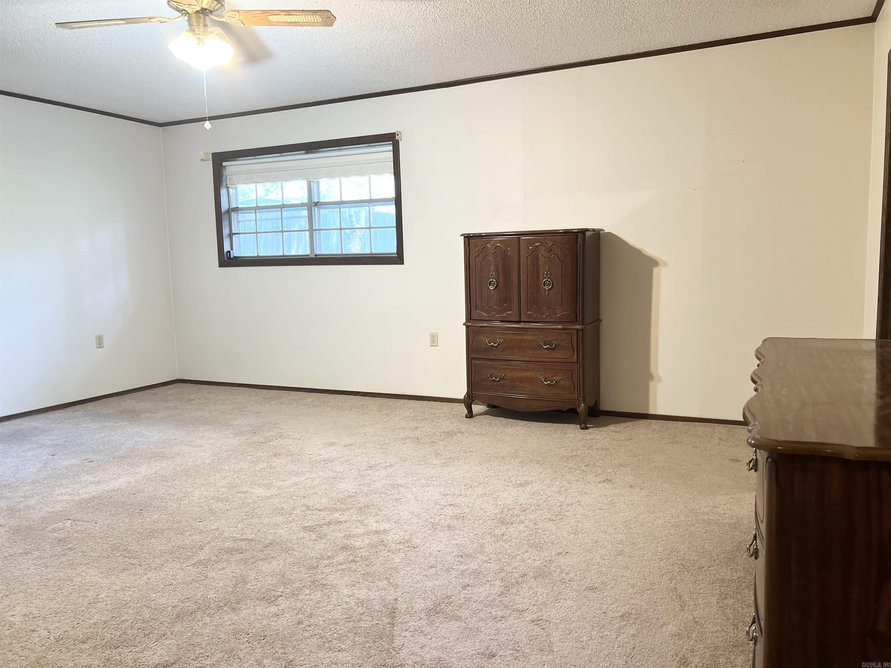 MIKE BERG LAKE - Residential