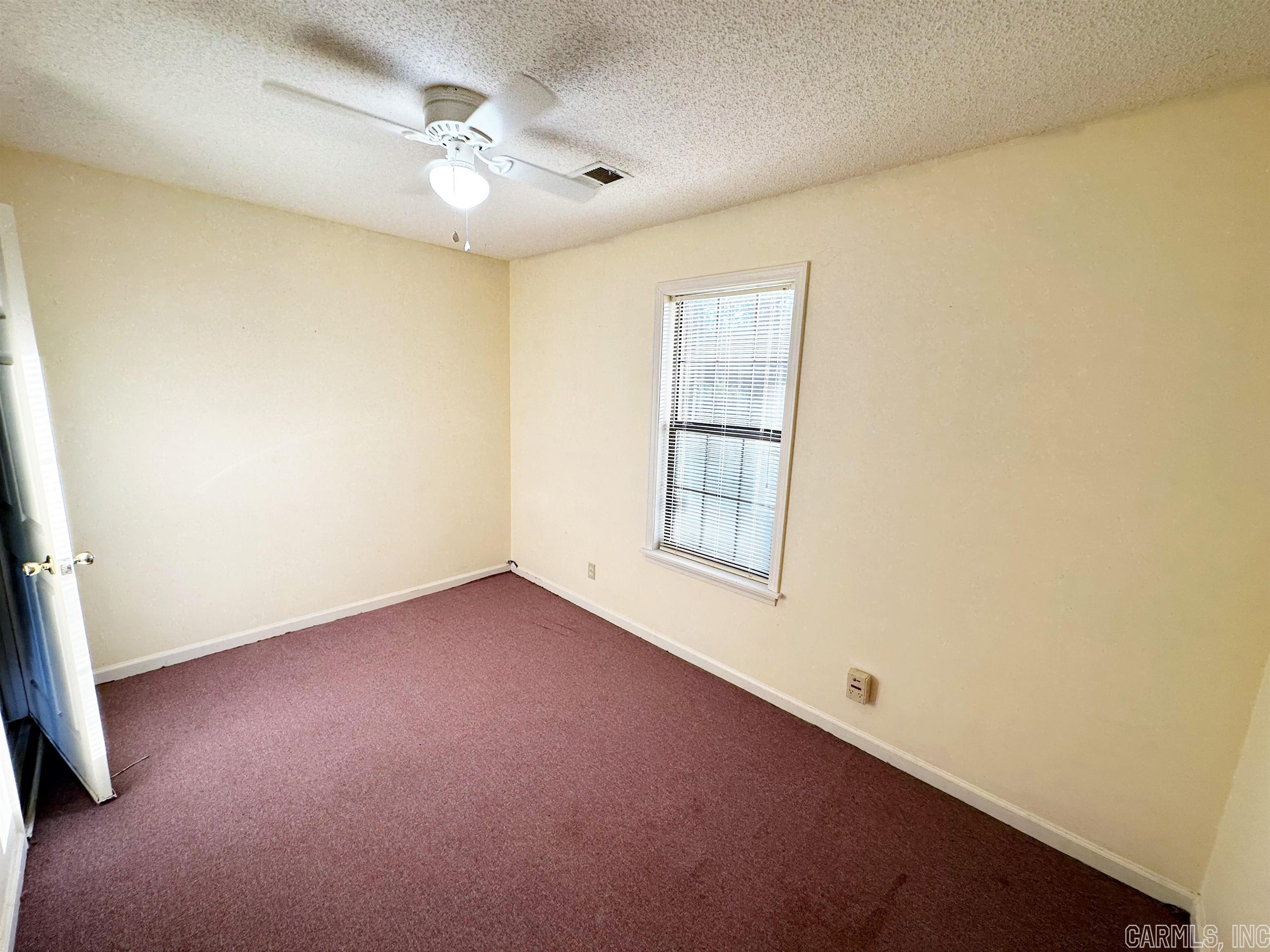 Heber Outside - Residential