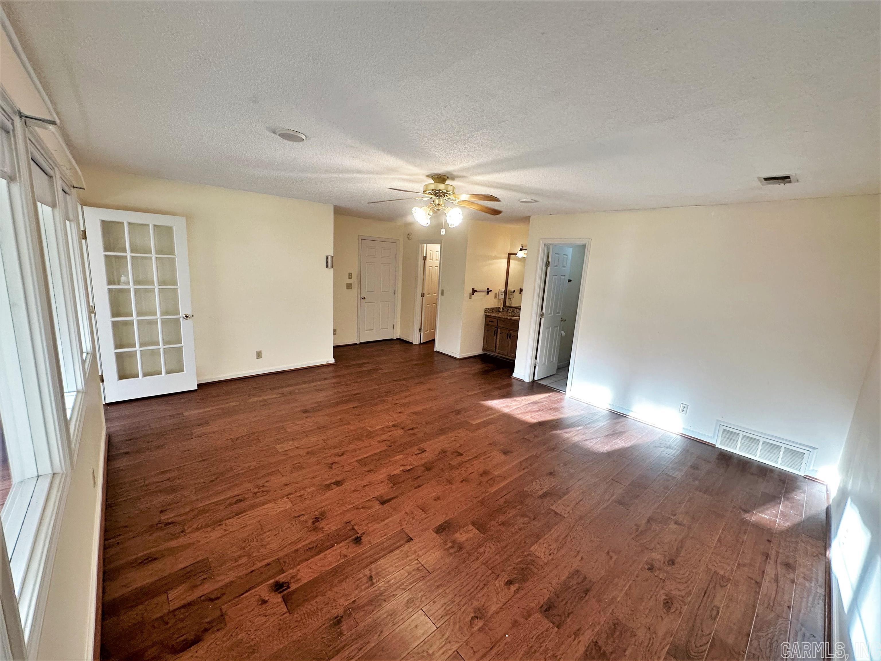 Heber Outside - Residential