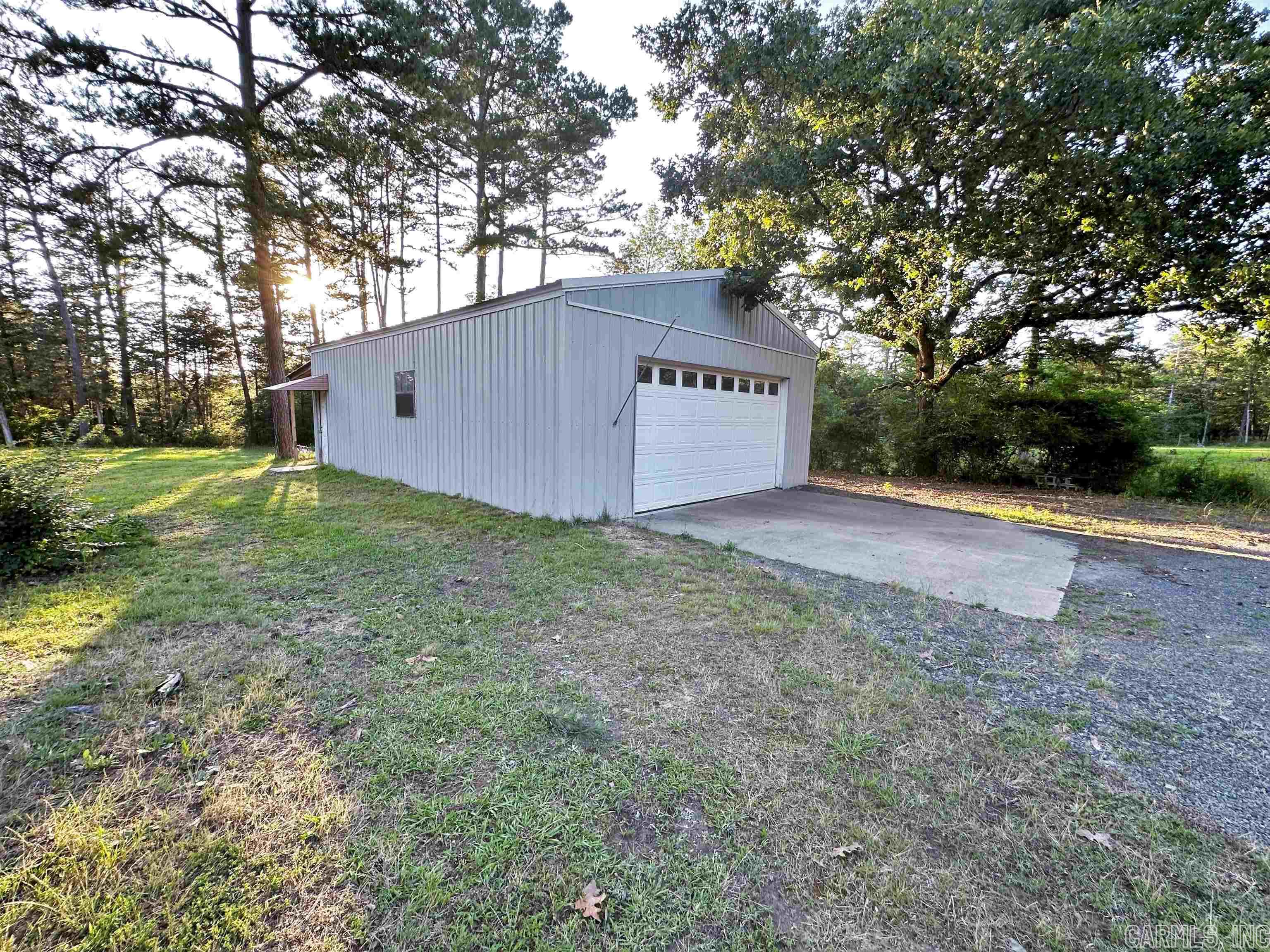 Heber Outside - Residential