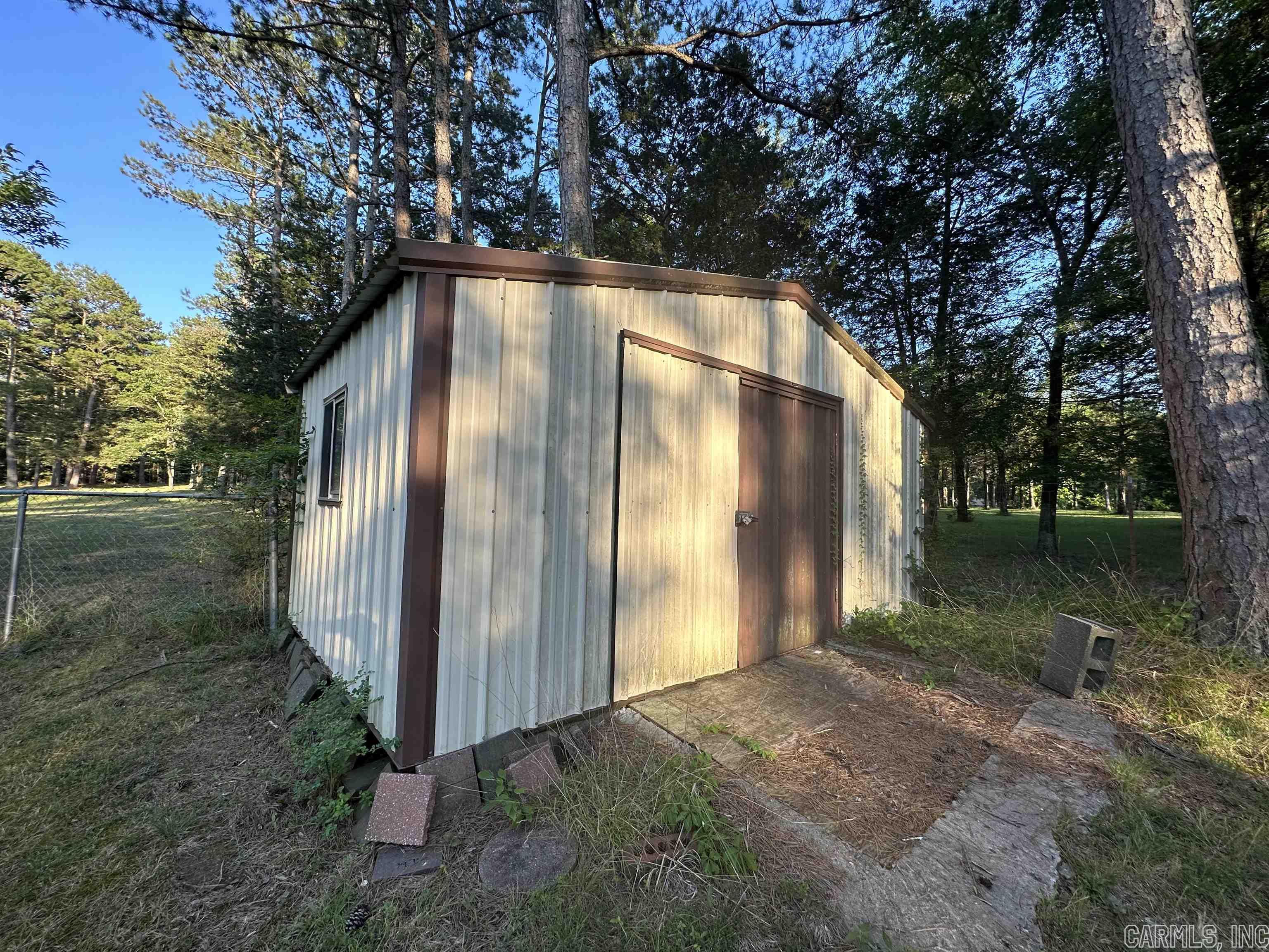 Heber Outside - Residential