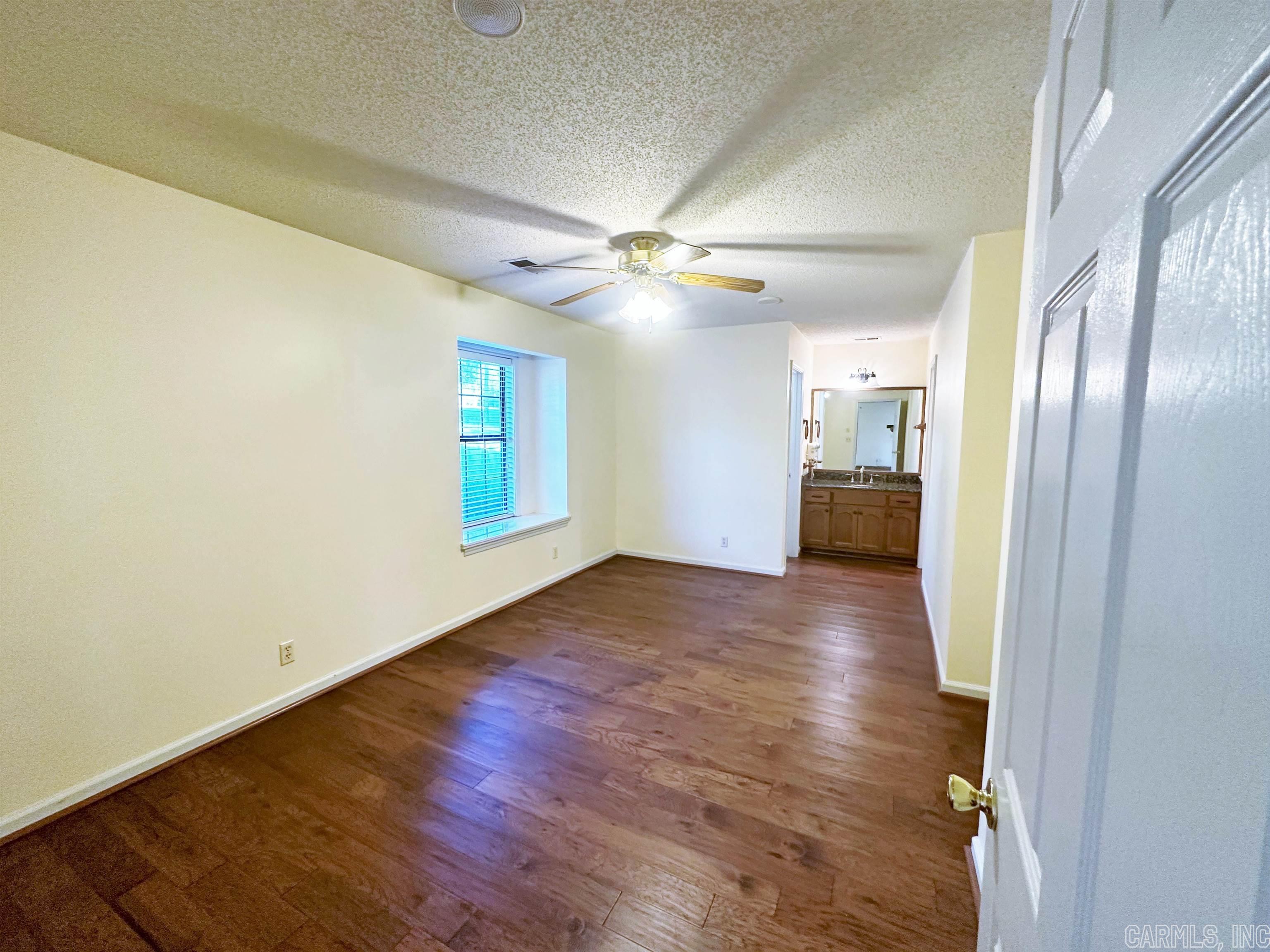 Heber Outside - Residential