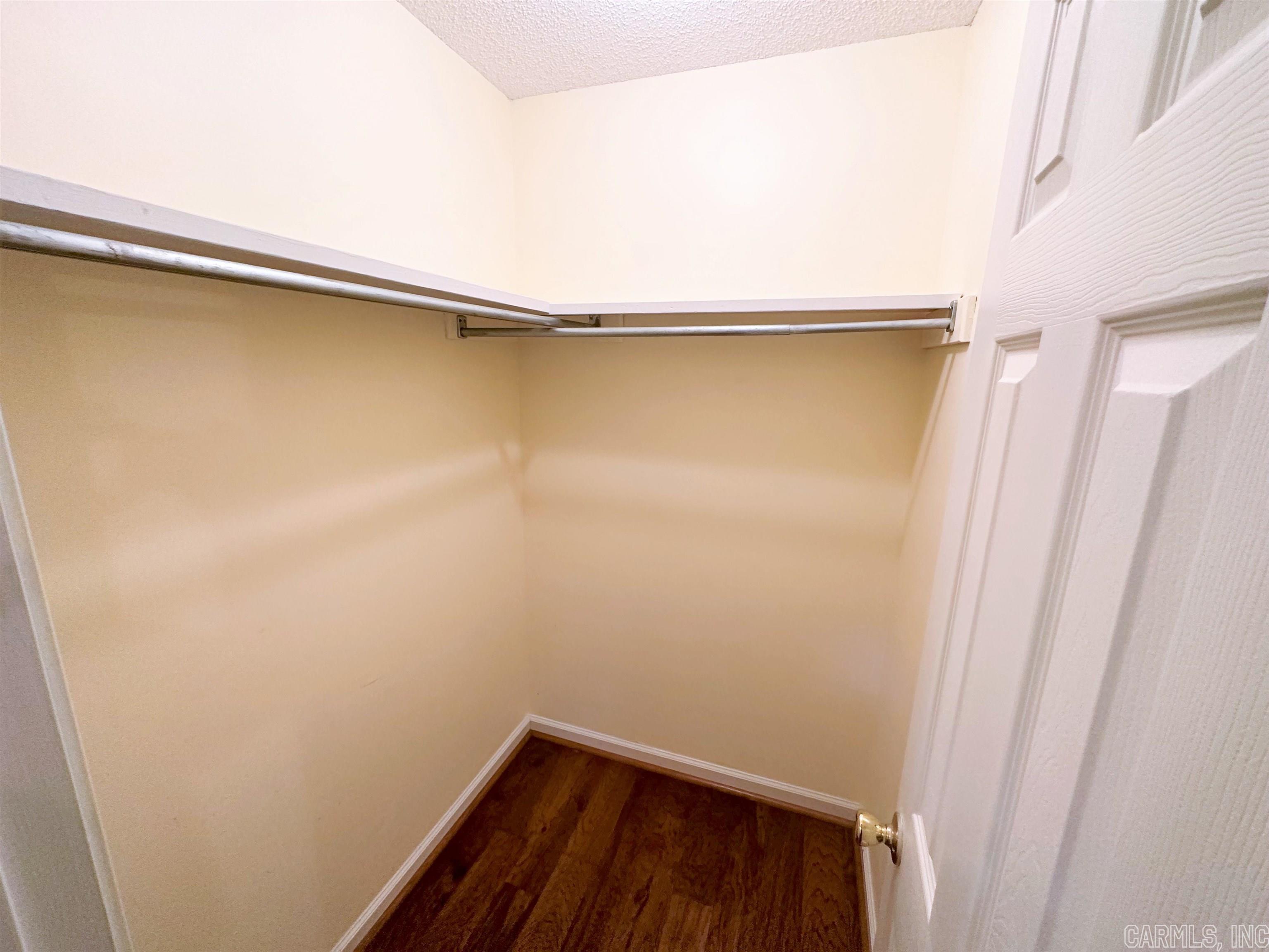 Heber Outside - Residential