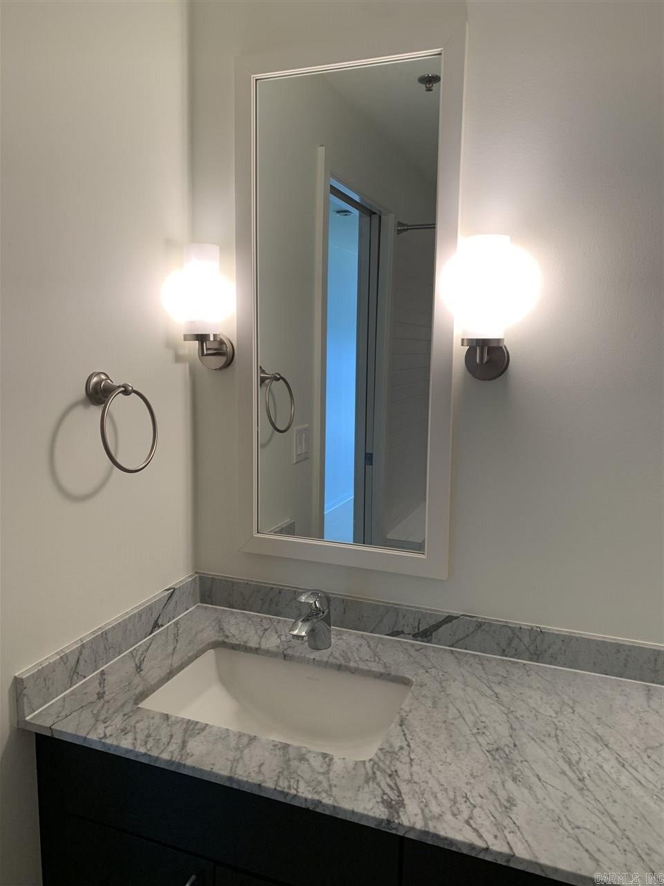 River Market Tower HPR - Residential Lease