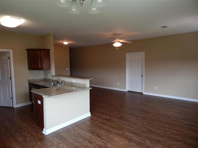 Hickory Hills - Residential