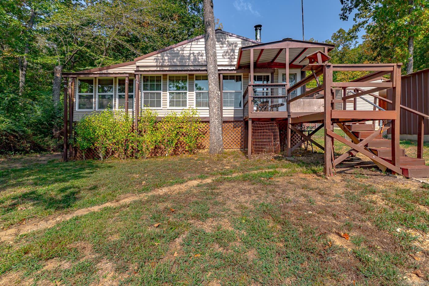 WEST LAKE HIDDEN VALLEY - Residential