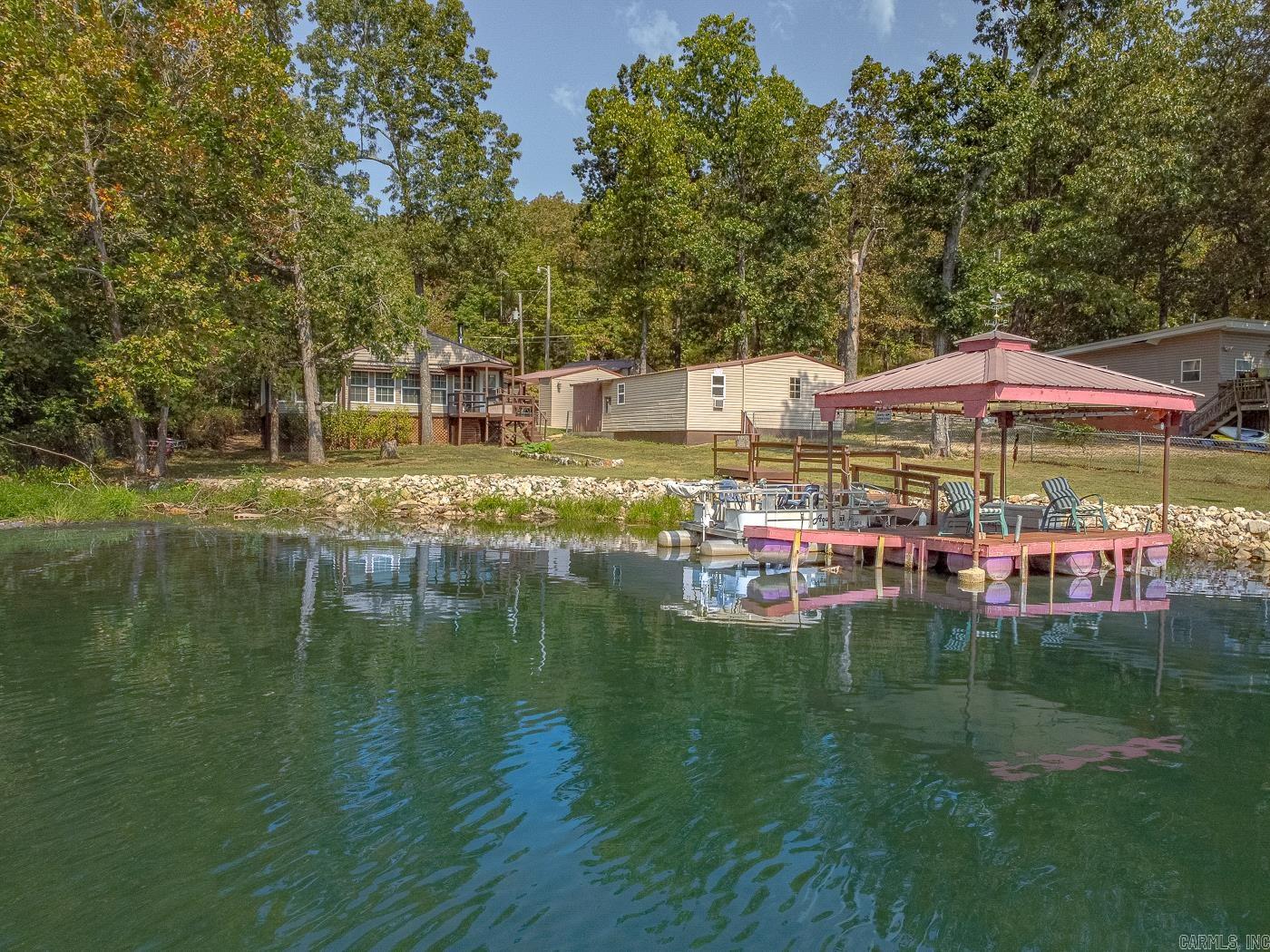 WEST LAKE HIDDEN VALLEY - Residential