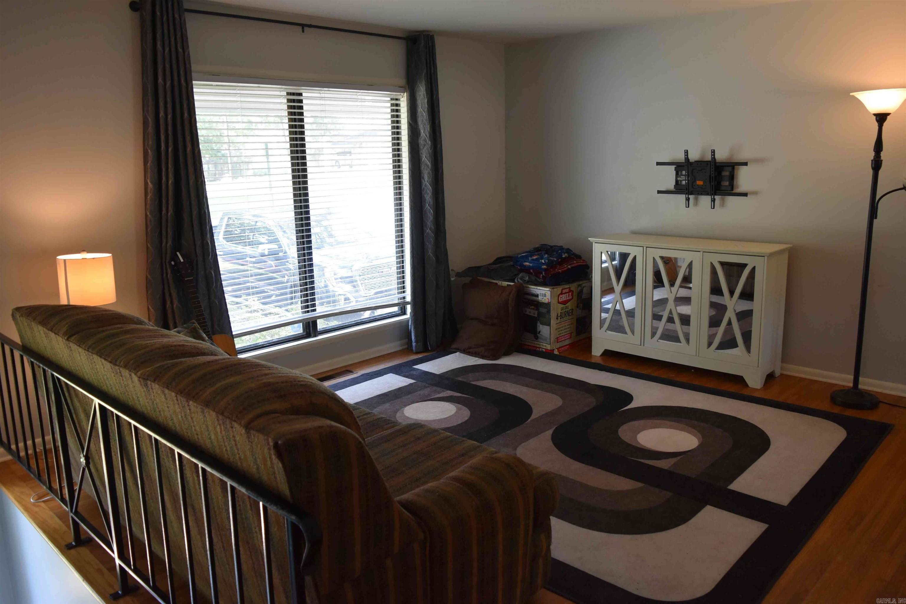 BIRCHWOOD - Residential