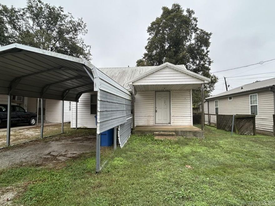 Unique opportunity! Here is a 1 bedroom, 1 bathroom home which has received updates over some years. HUD Case # 031-573781. Agents /purchasers refer to HUDHomestore.gov for info on buying and bidding on HUD-owned homes. Sold AS-IS. Managed by www.olympusams-at.com. Buyer cannot enter property without a licensed agent. No Seller Property Disclosure will be provided.