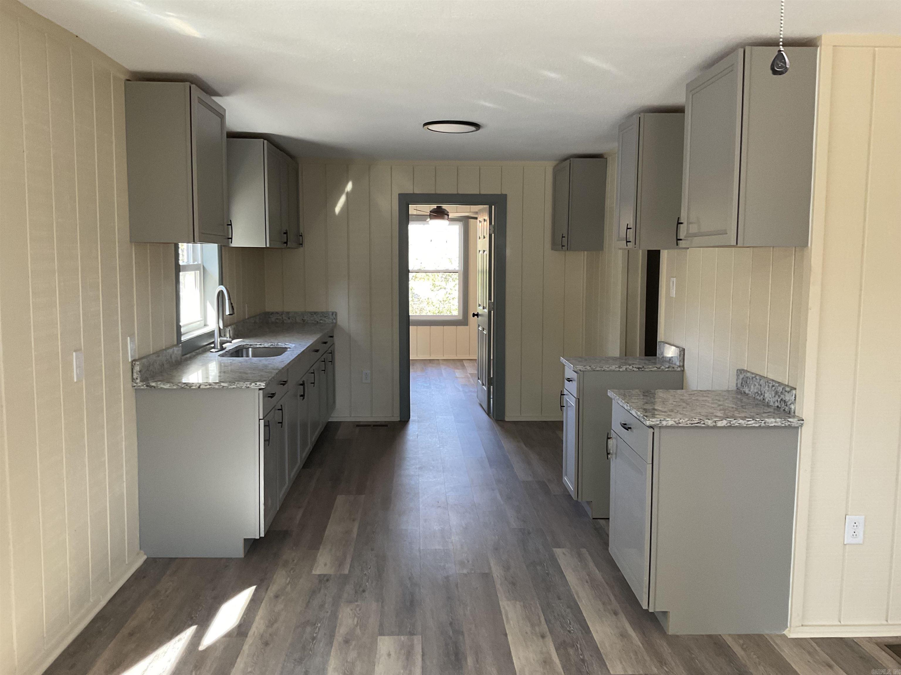 CENTRAL AVENUE PARK - Residential