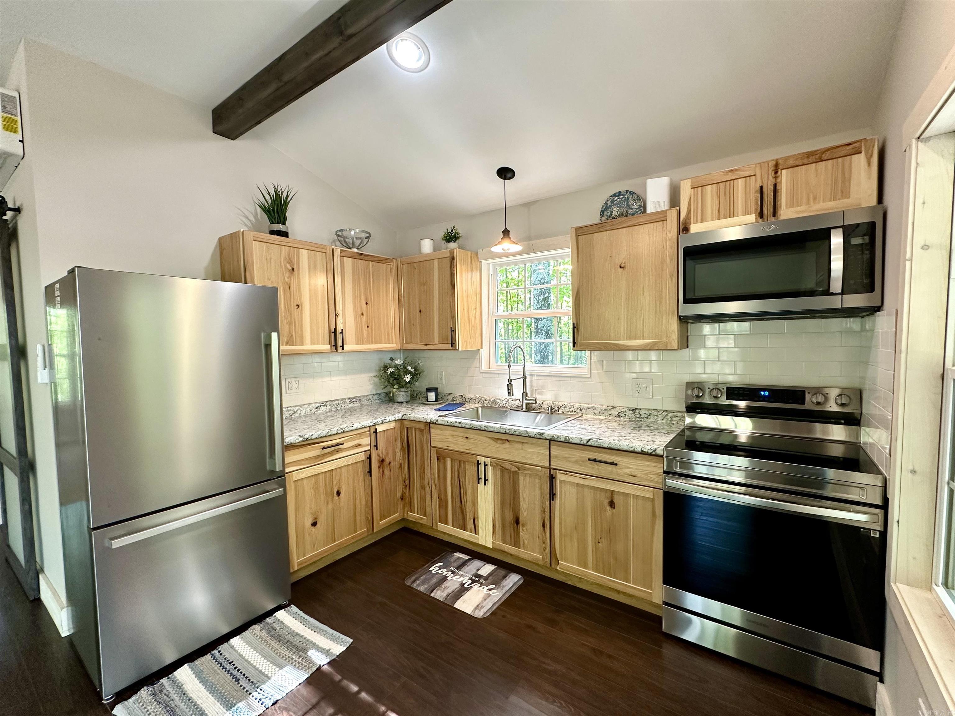 RIPPLIN SHOALS RIDGETOP - Residential