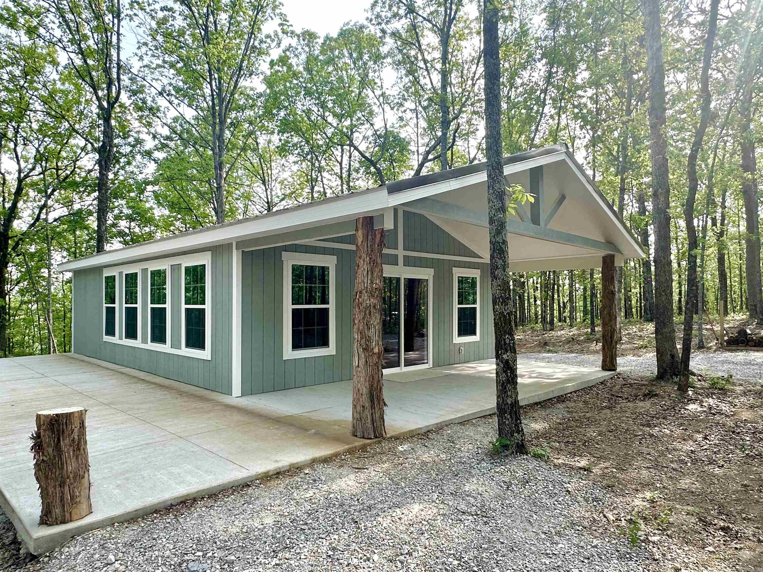 RIPPLIN SHOALS RIDGETOP - Residential
