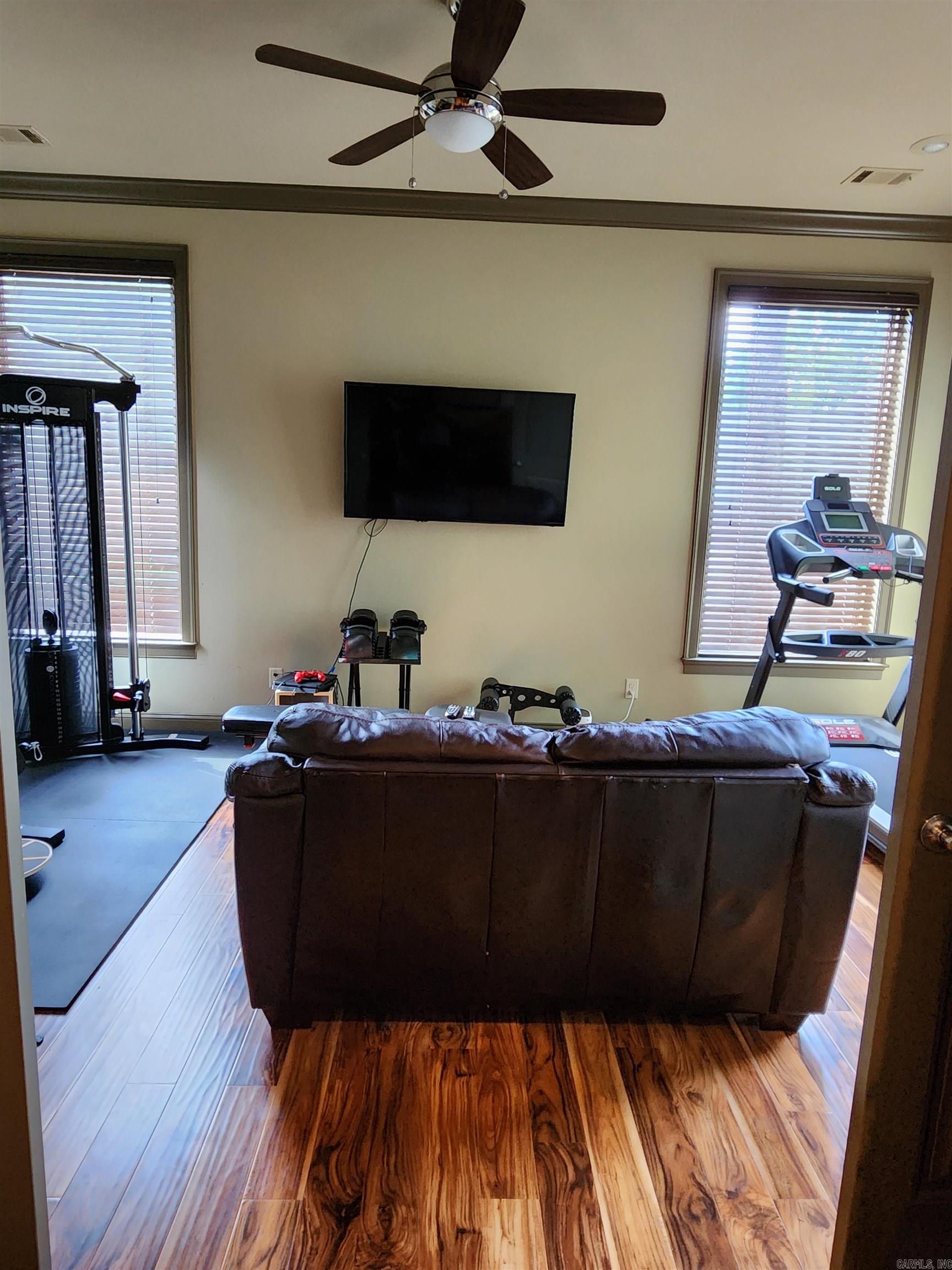 HURRICANE LAKE EST - Residential