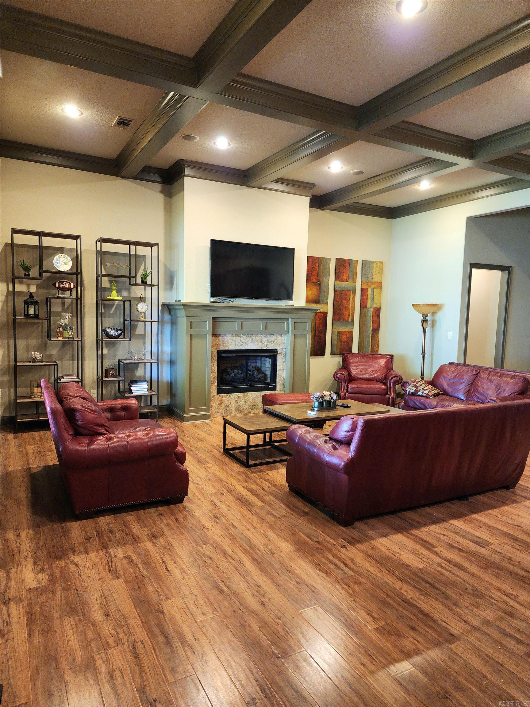 HURRICANE LAKE EST - Residential