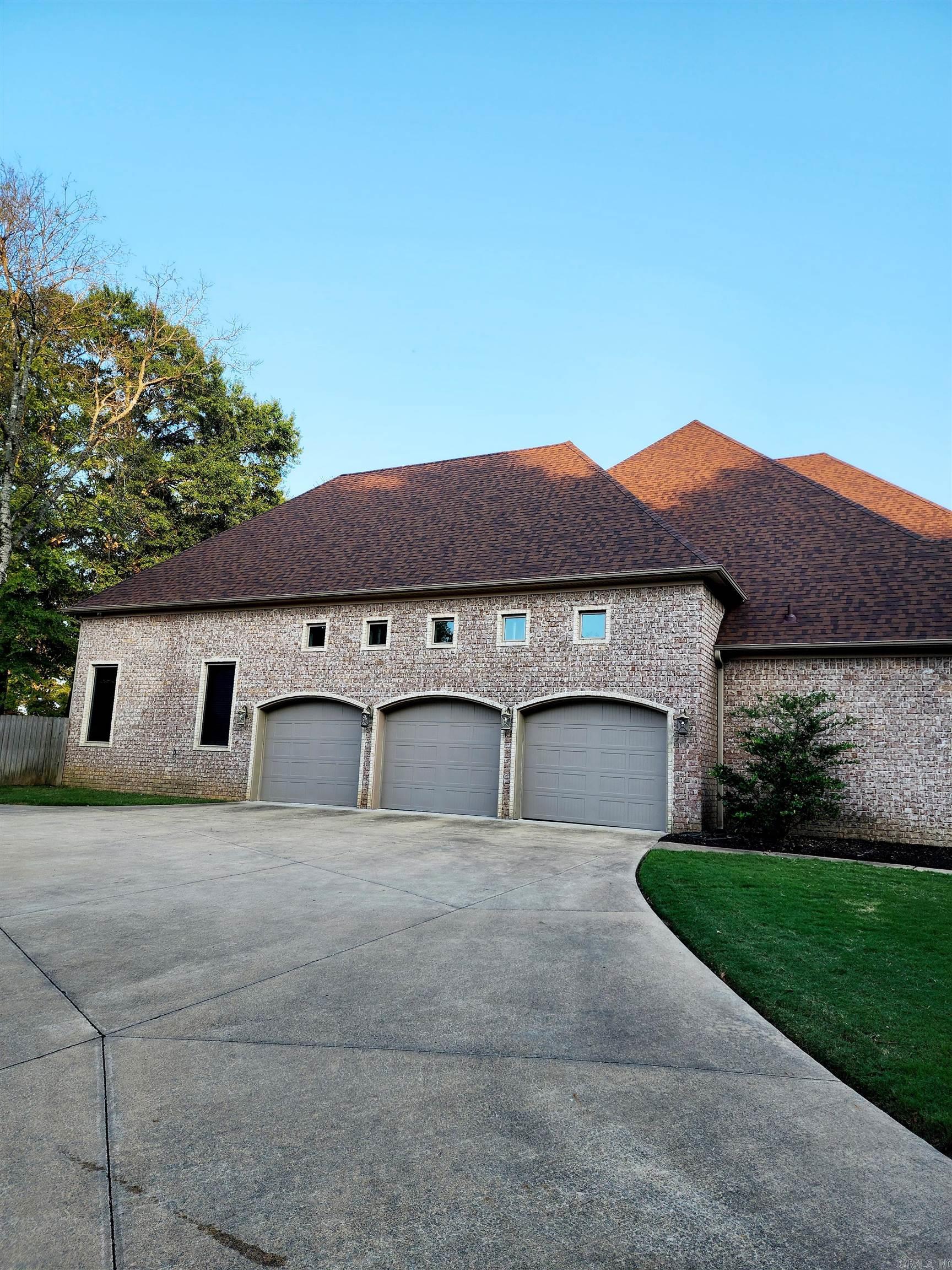 HURRICANE LAKE EST - Residential