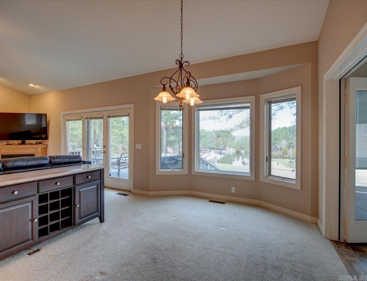 ALTA VISTA - Residential