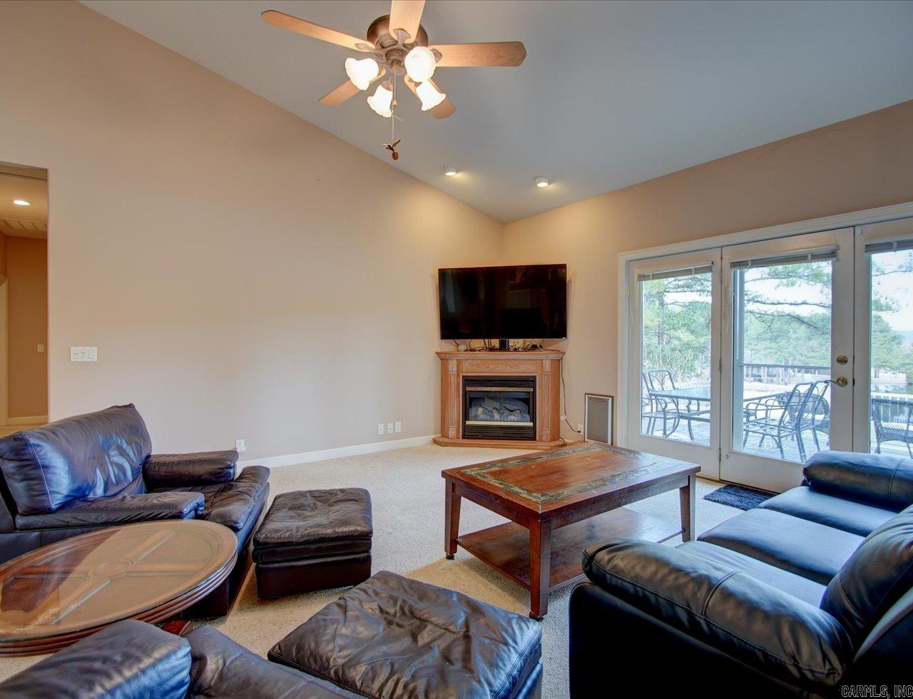 ALTA VISTA - Residential