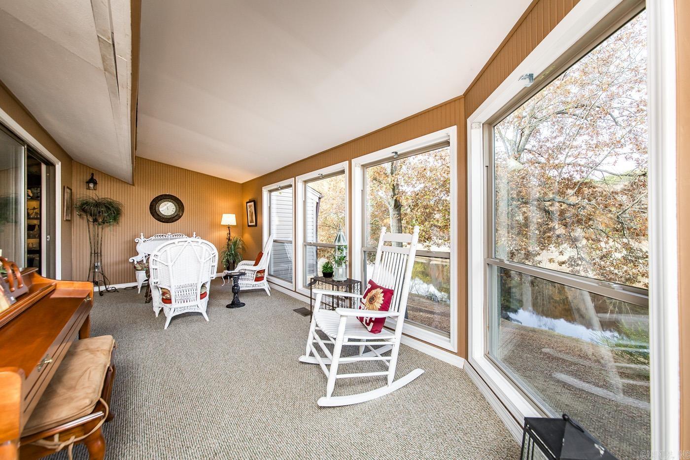 COUNTRY CLUB RIDGE - Residential