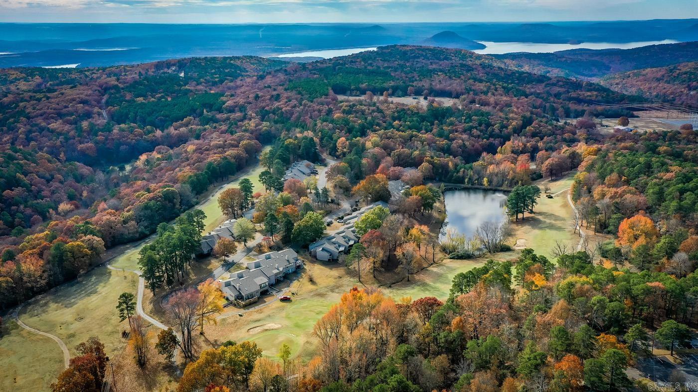 COUNTRY CLUB RIDGE - Residential