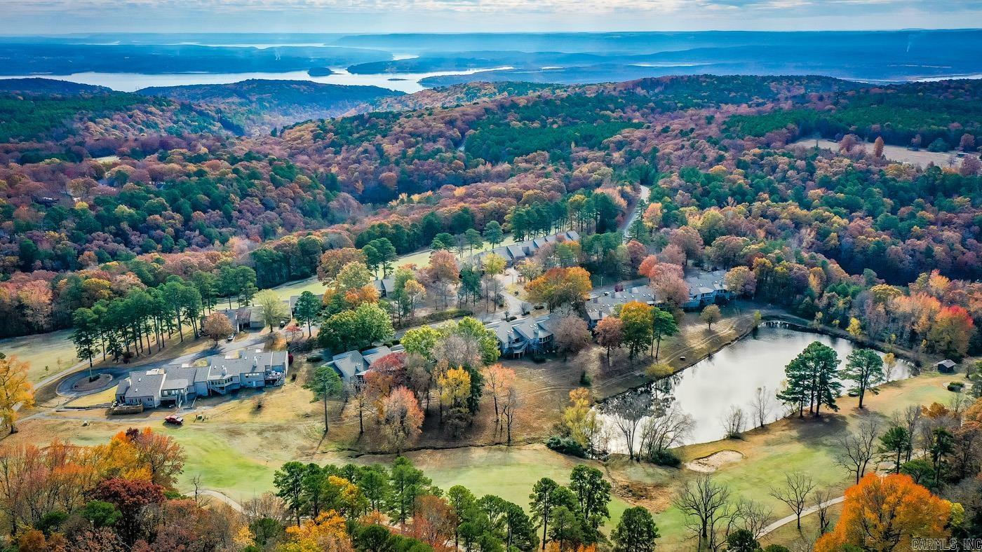COUNTRY CLUB RIDGE - Residential
