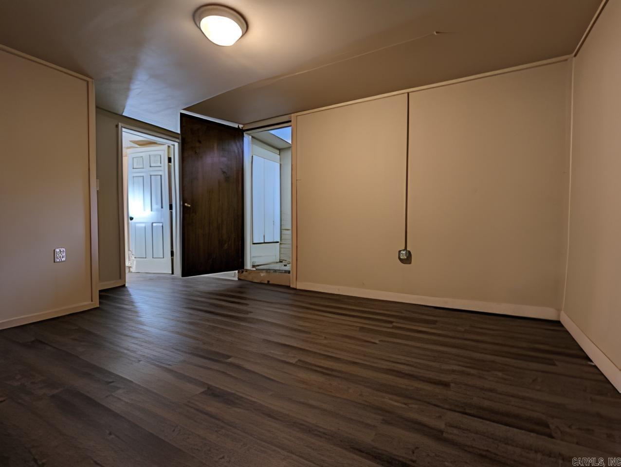 HSR BLK - Residential Income