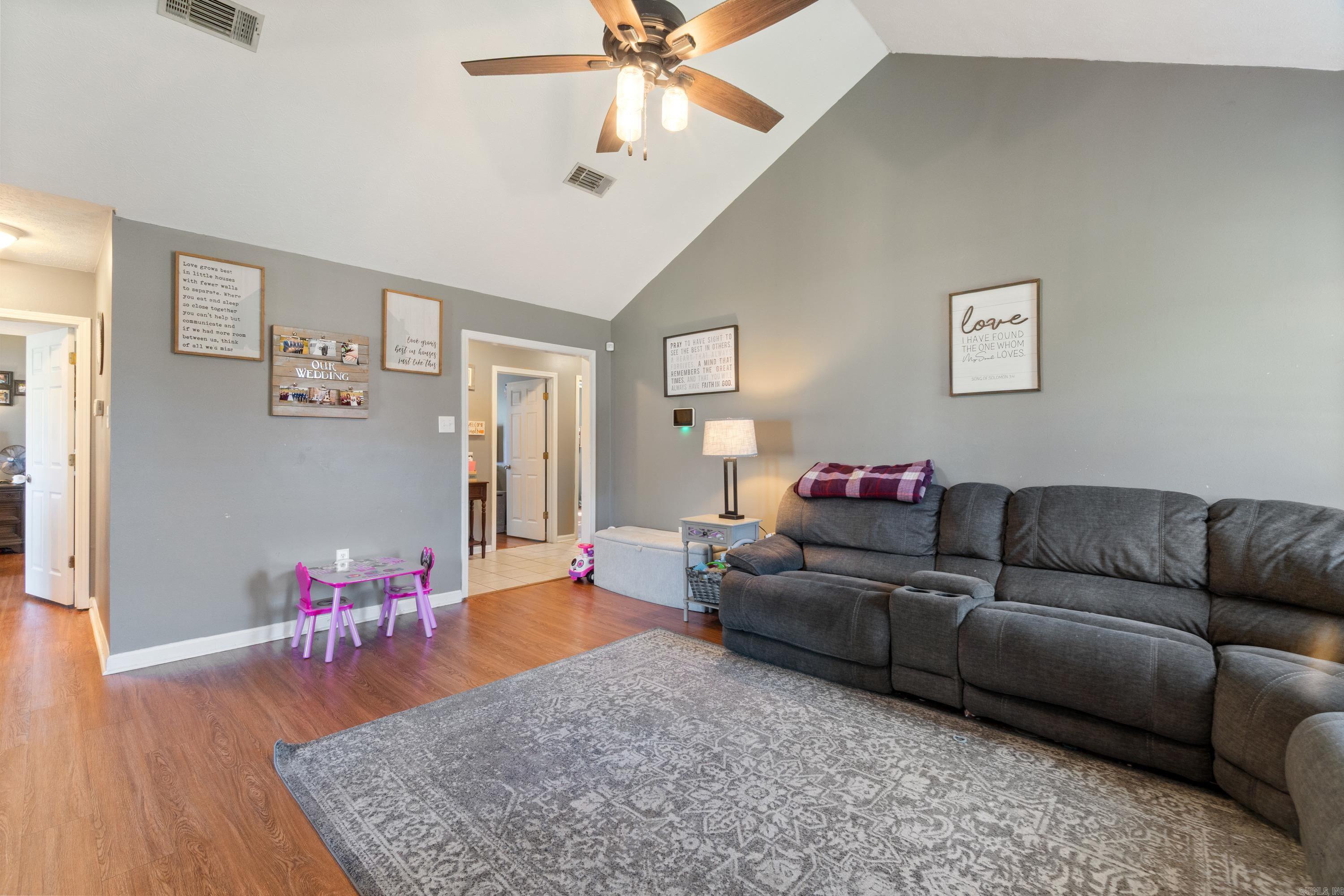 CHERUB COURT - Residential