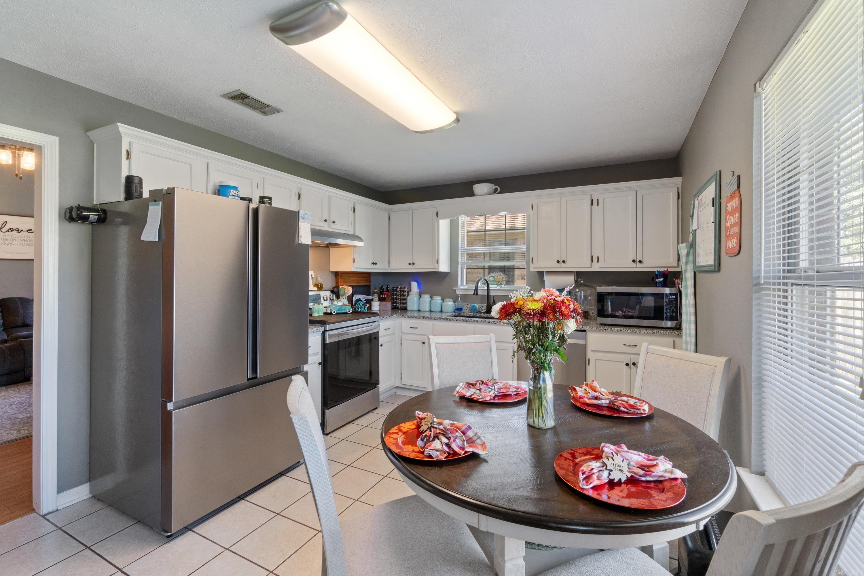 CHERUB COURT - Residential