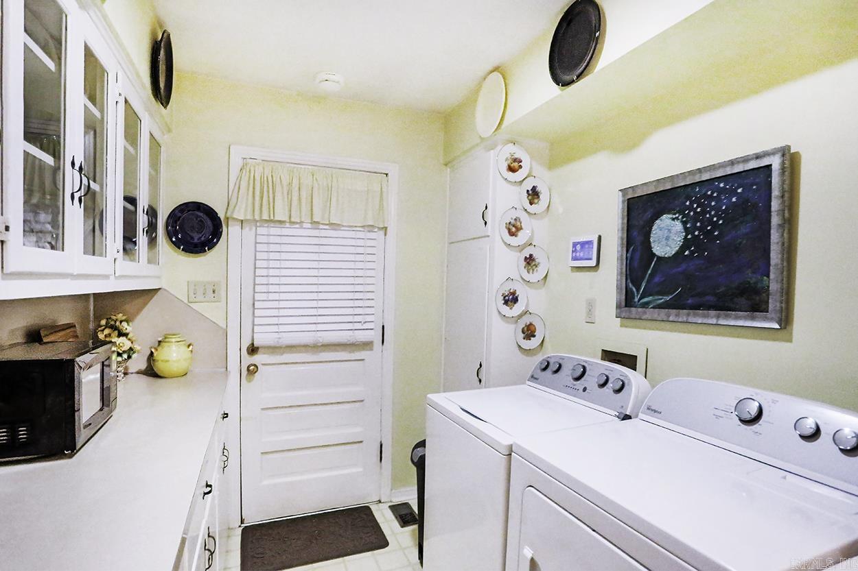 BROOKFIELD - Residential