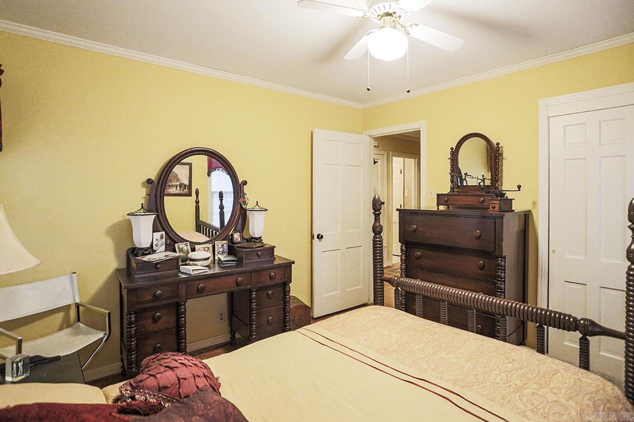 BROOKFIELD - Residential