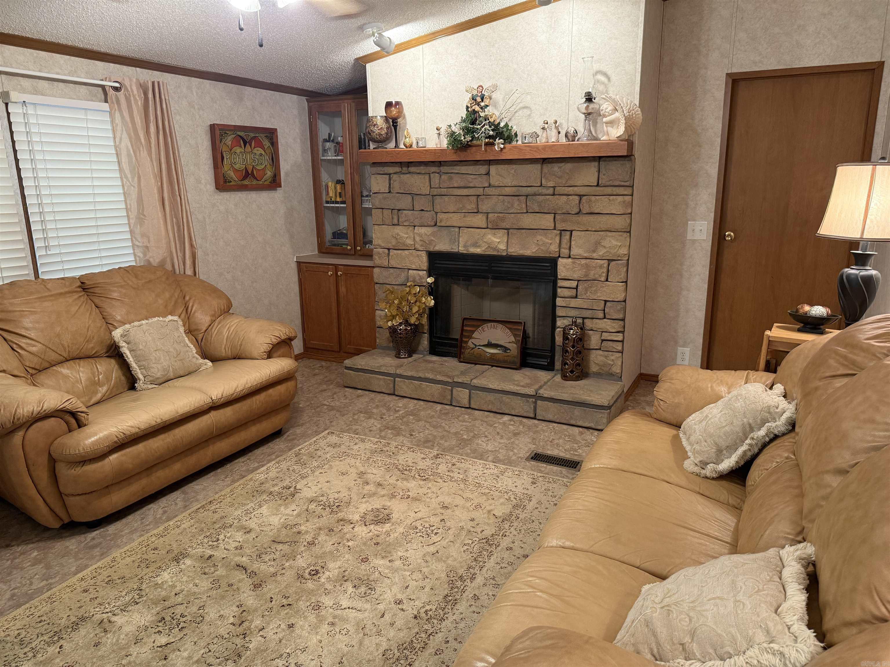 SCENIC PLACE - COVE CREEK - Residential