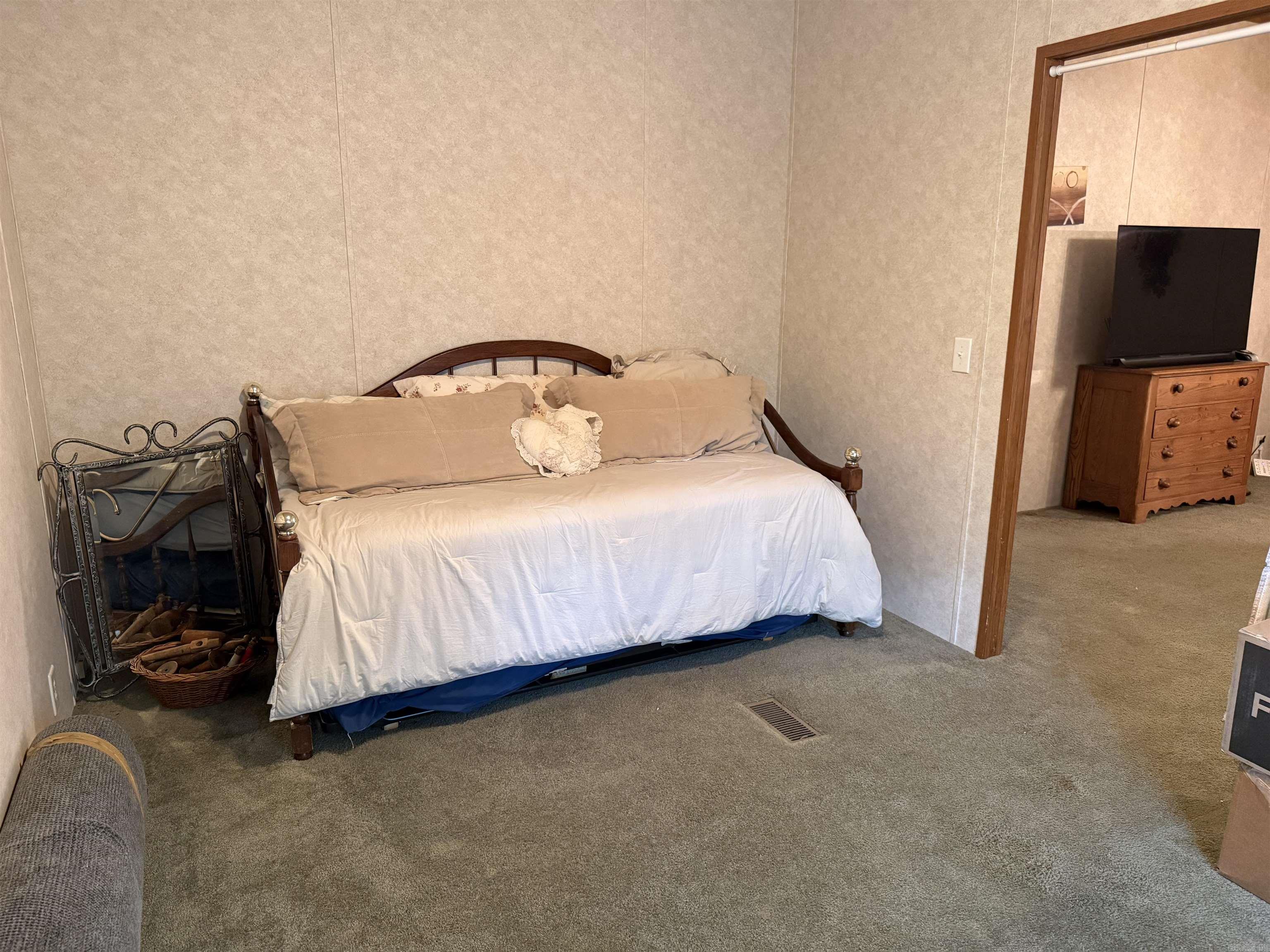 SCENIC PLACE - COVE CREEK - Residential