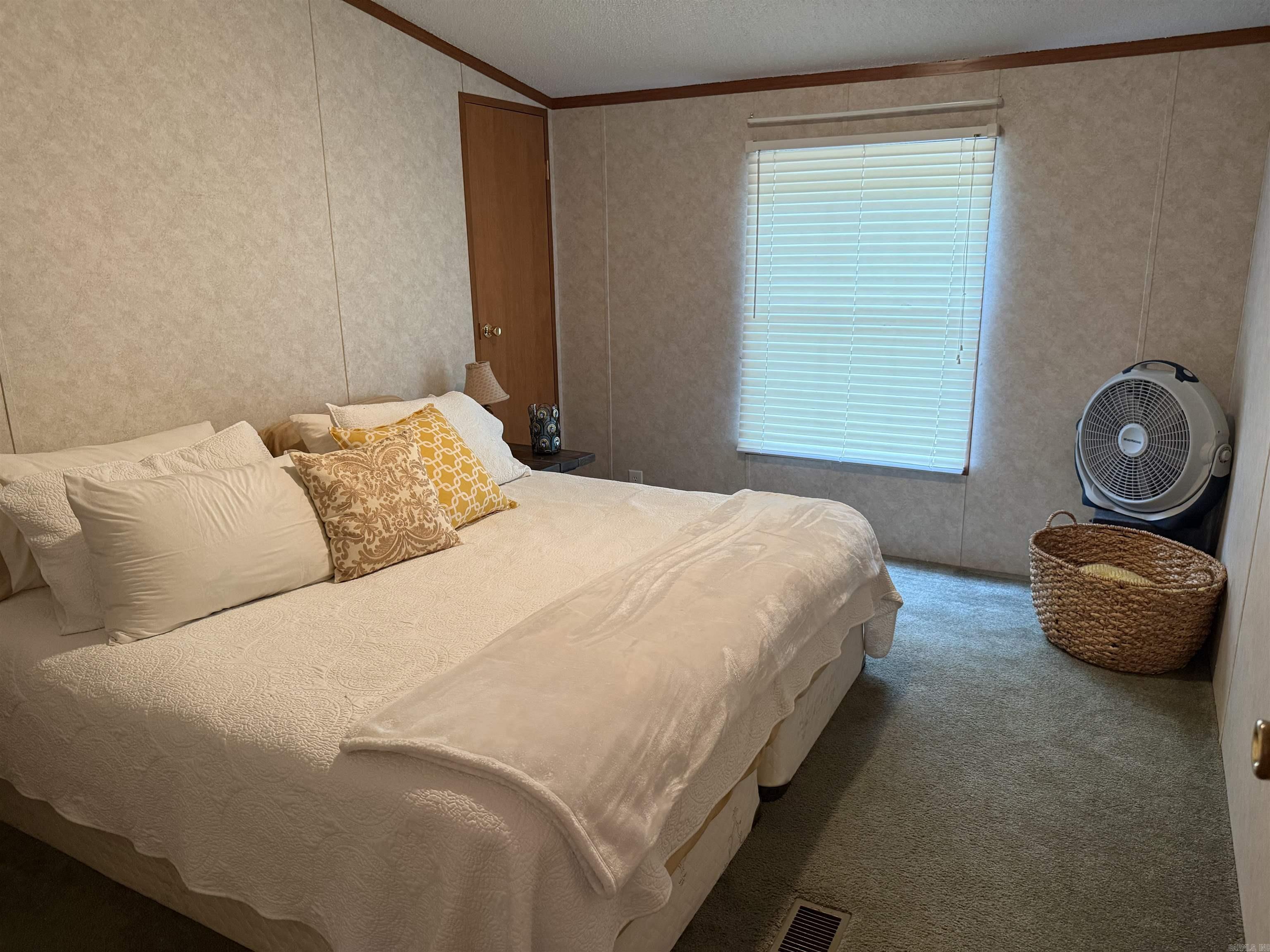 SCENIC PLACE - COVE CREEK - Residential