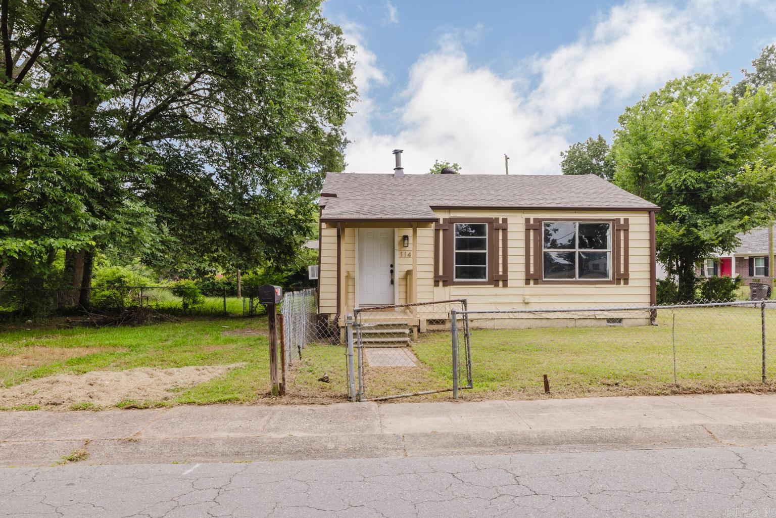 SUNNYSIDE HILLS ADDN TO JACK - Residential